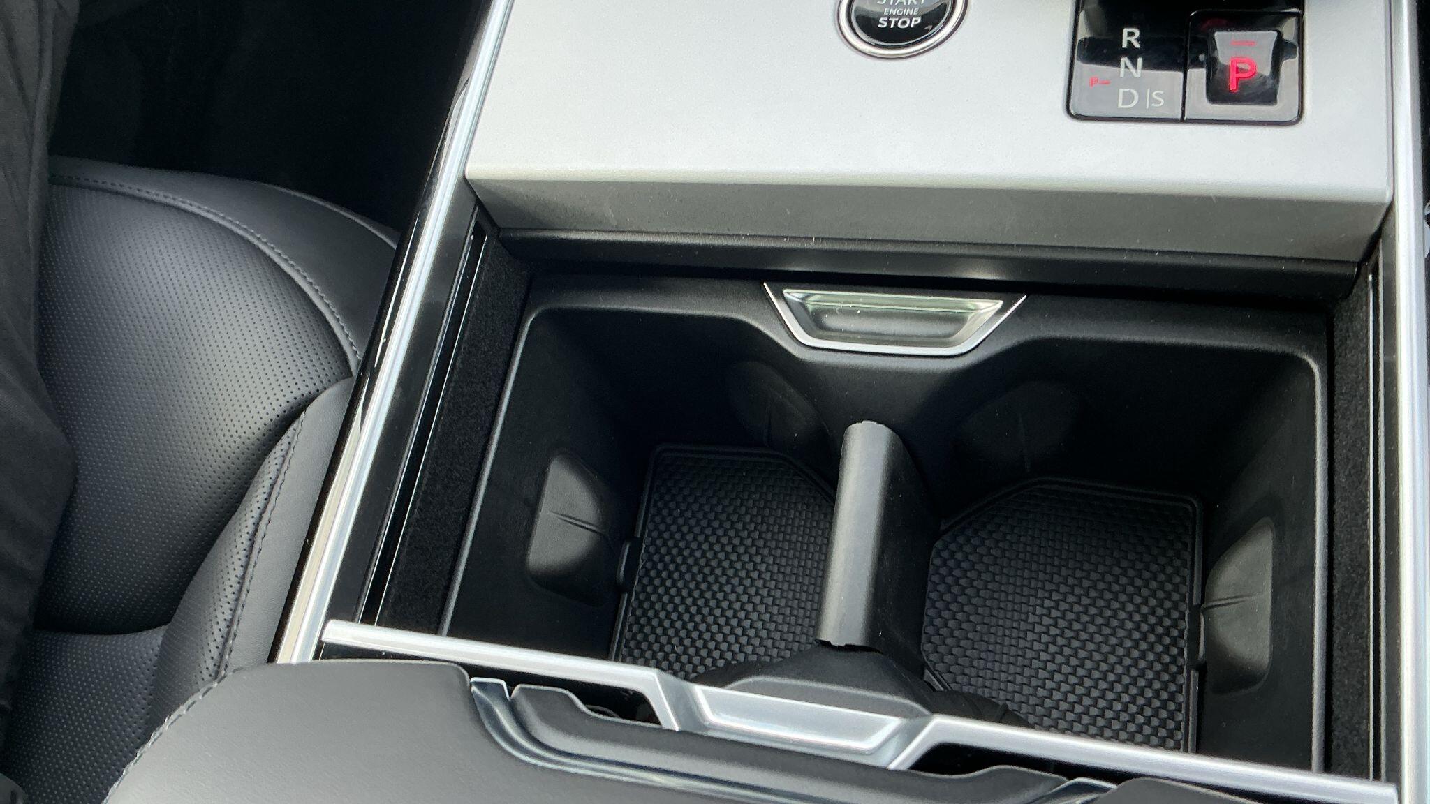 Land Rover Range Rover view 32