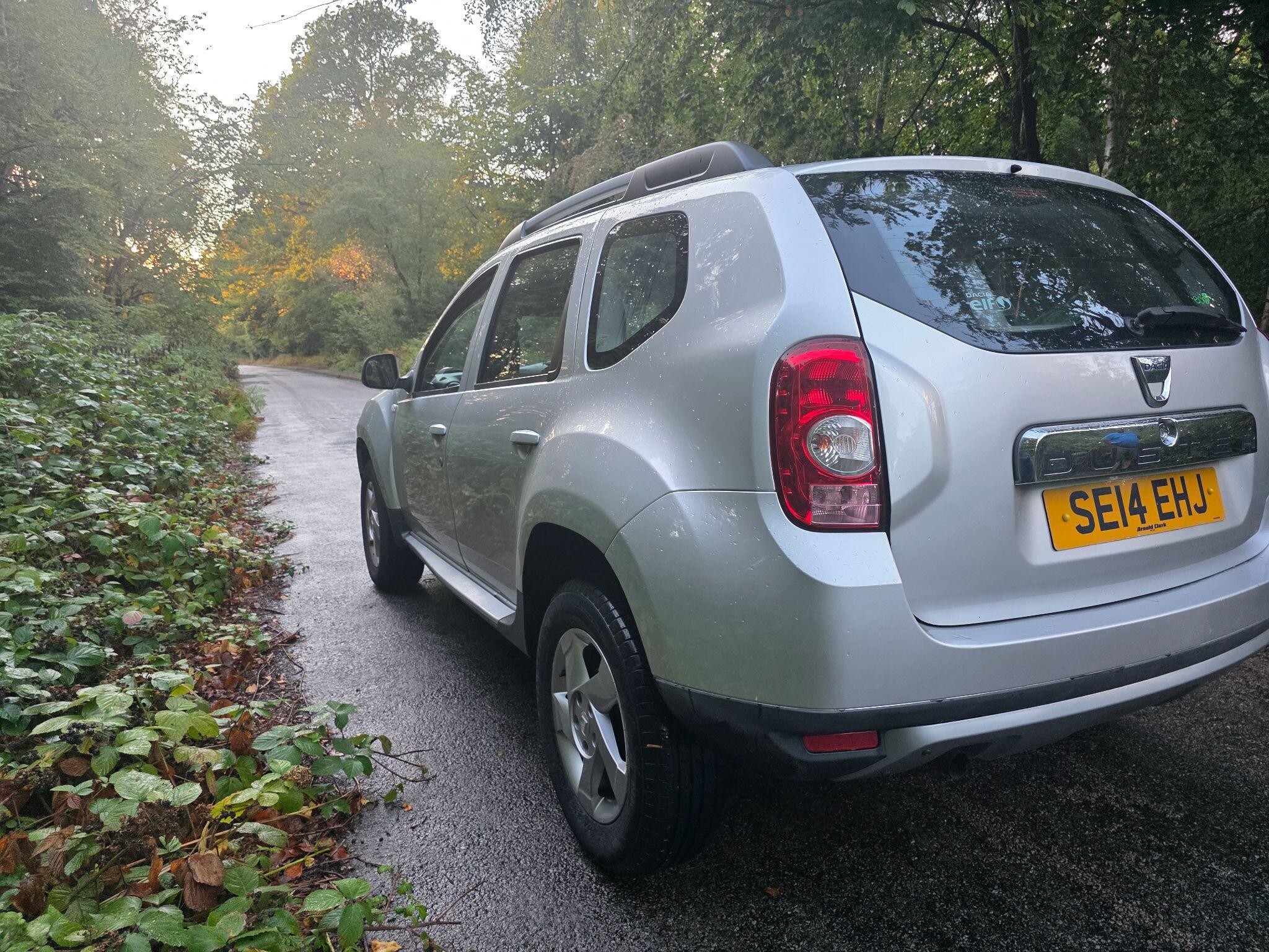 Dacia Duster view 6