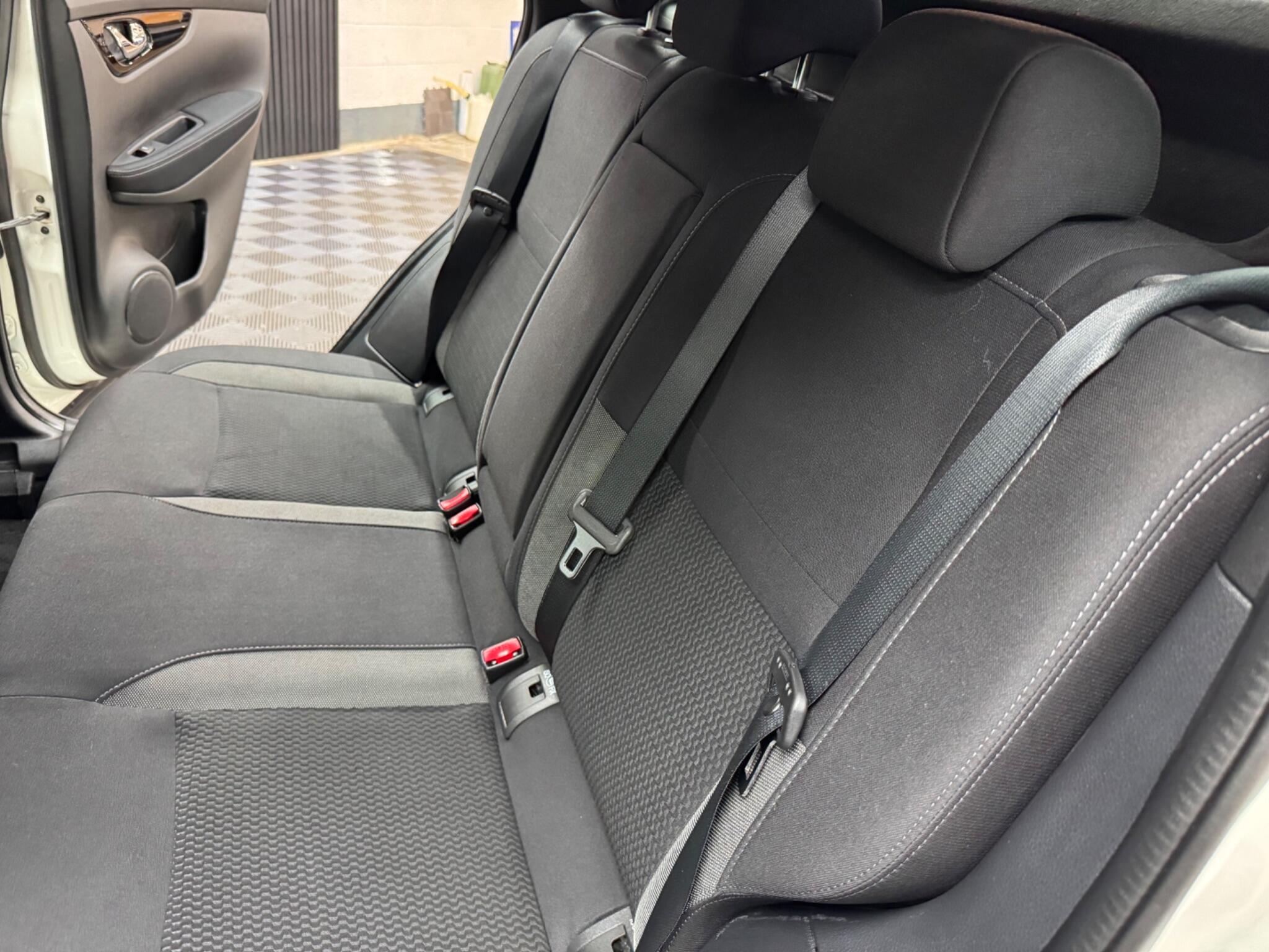 Nissan Qashqai view 18