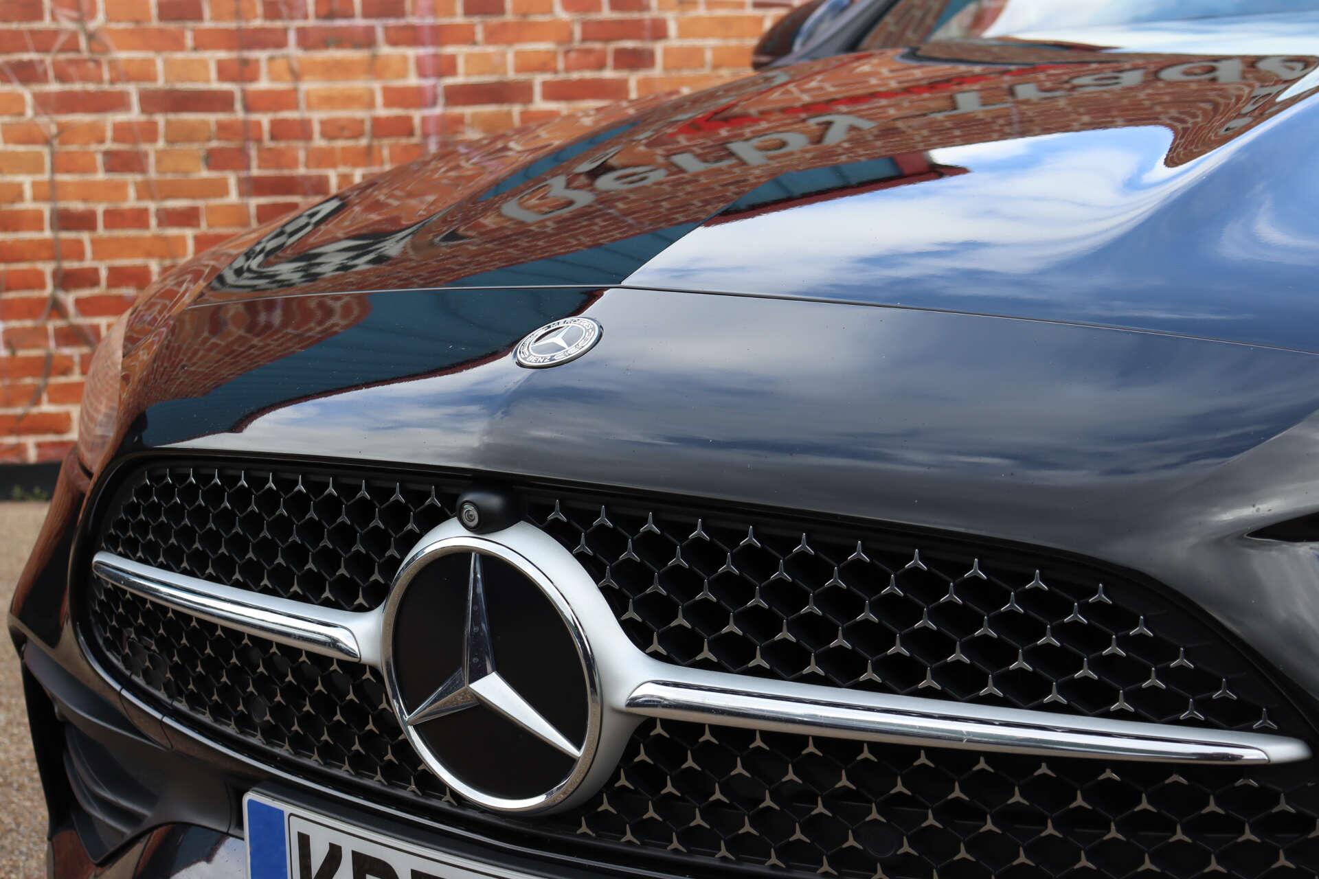 Mercedes-Benz C Class view 7