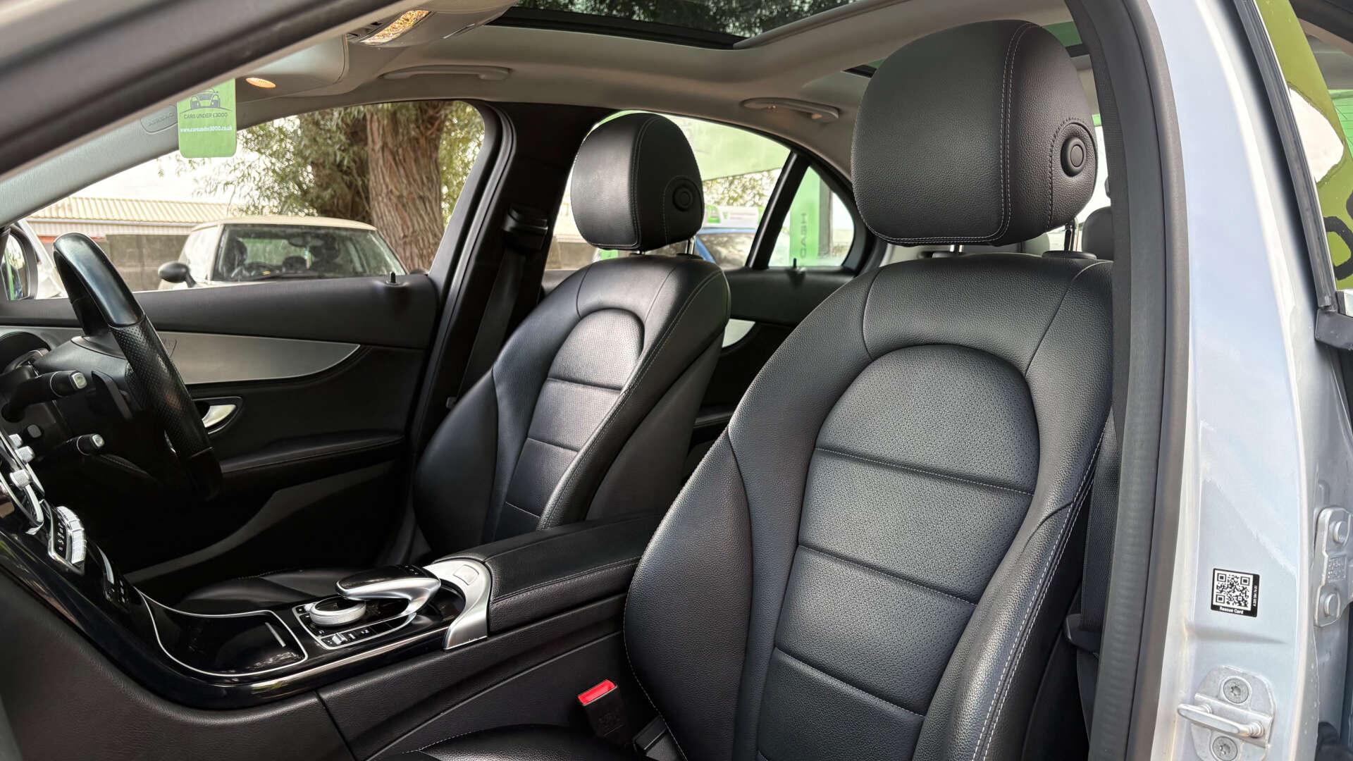 Mercedes-Benz C-Class view 13