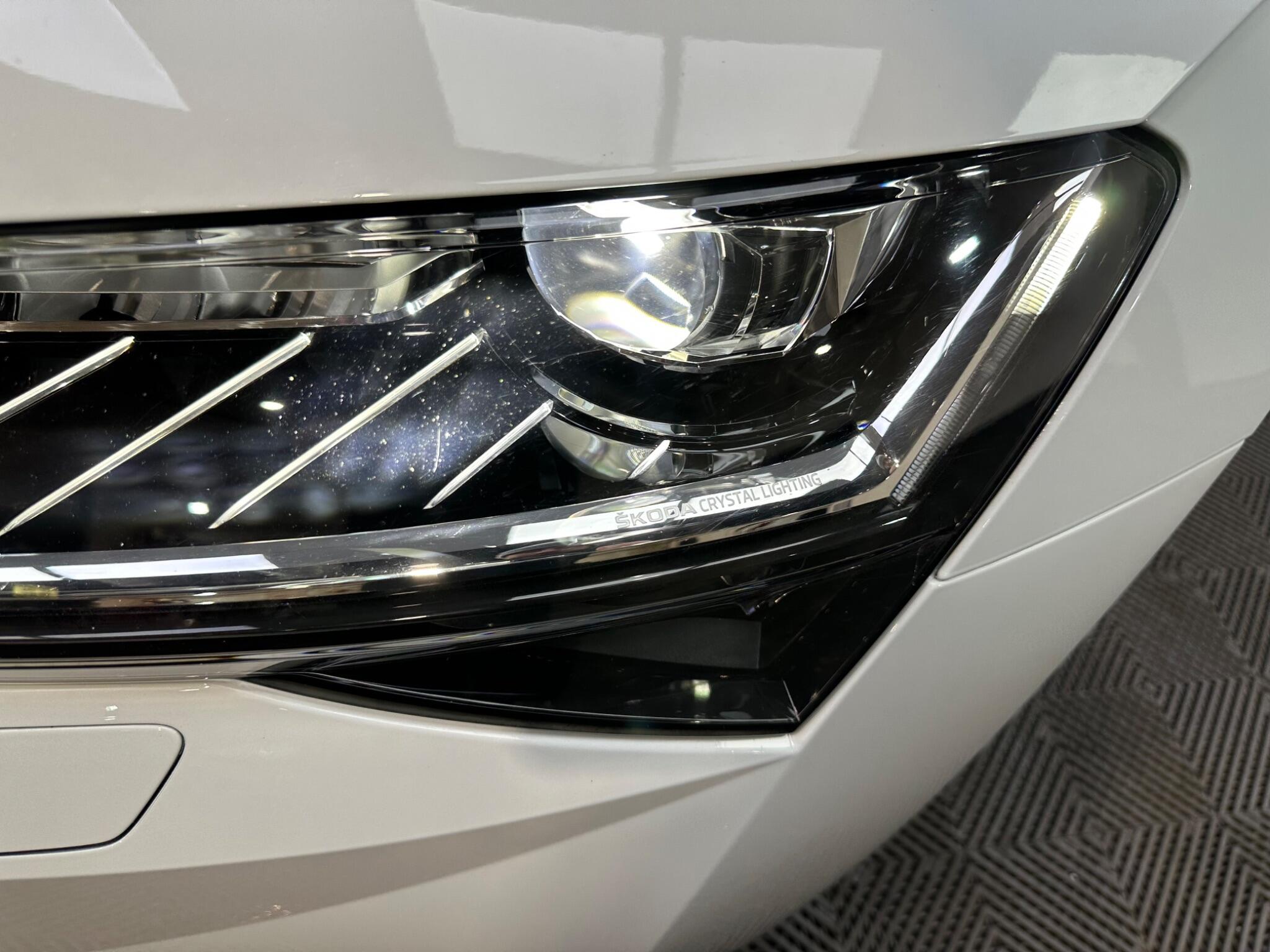 Skoda Superb view 19