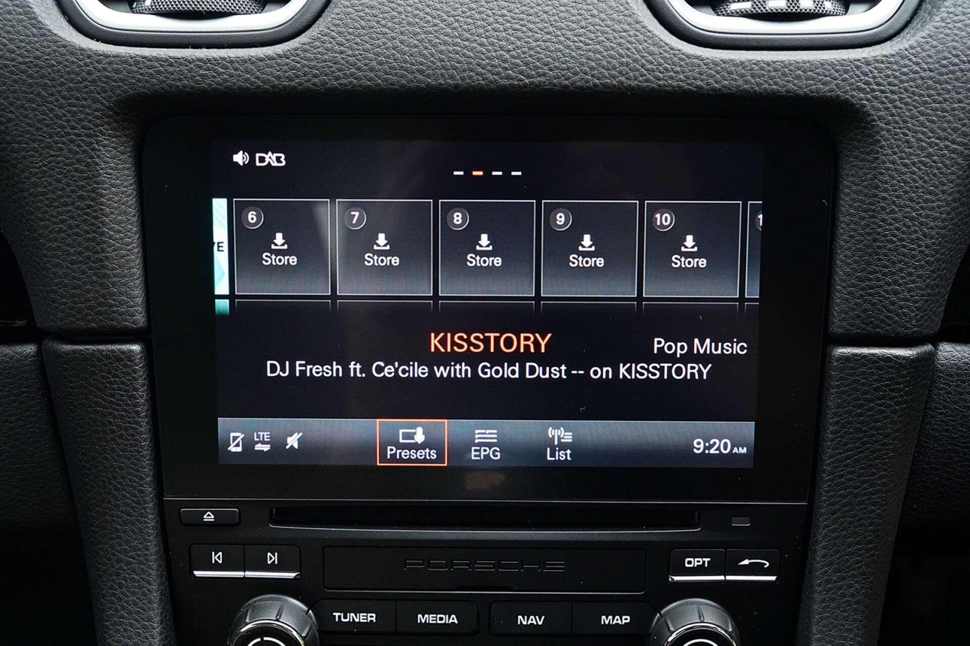 Porsche Cayman view 25