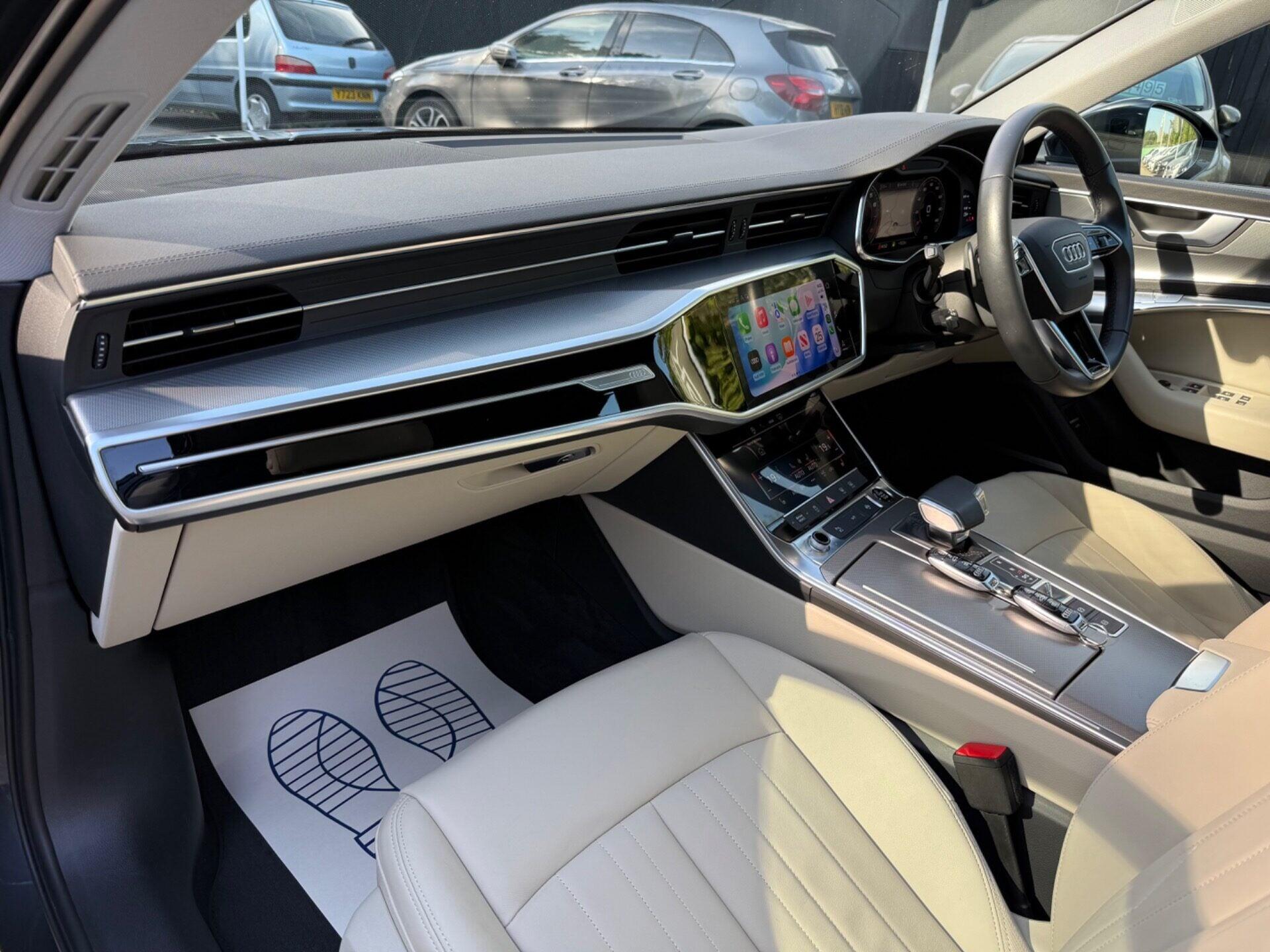 Audi A6 view 22