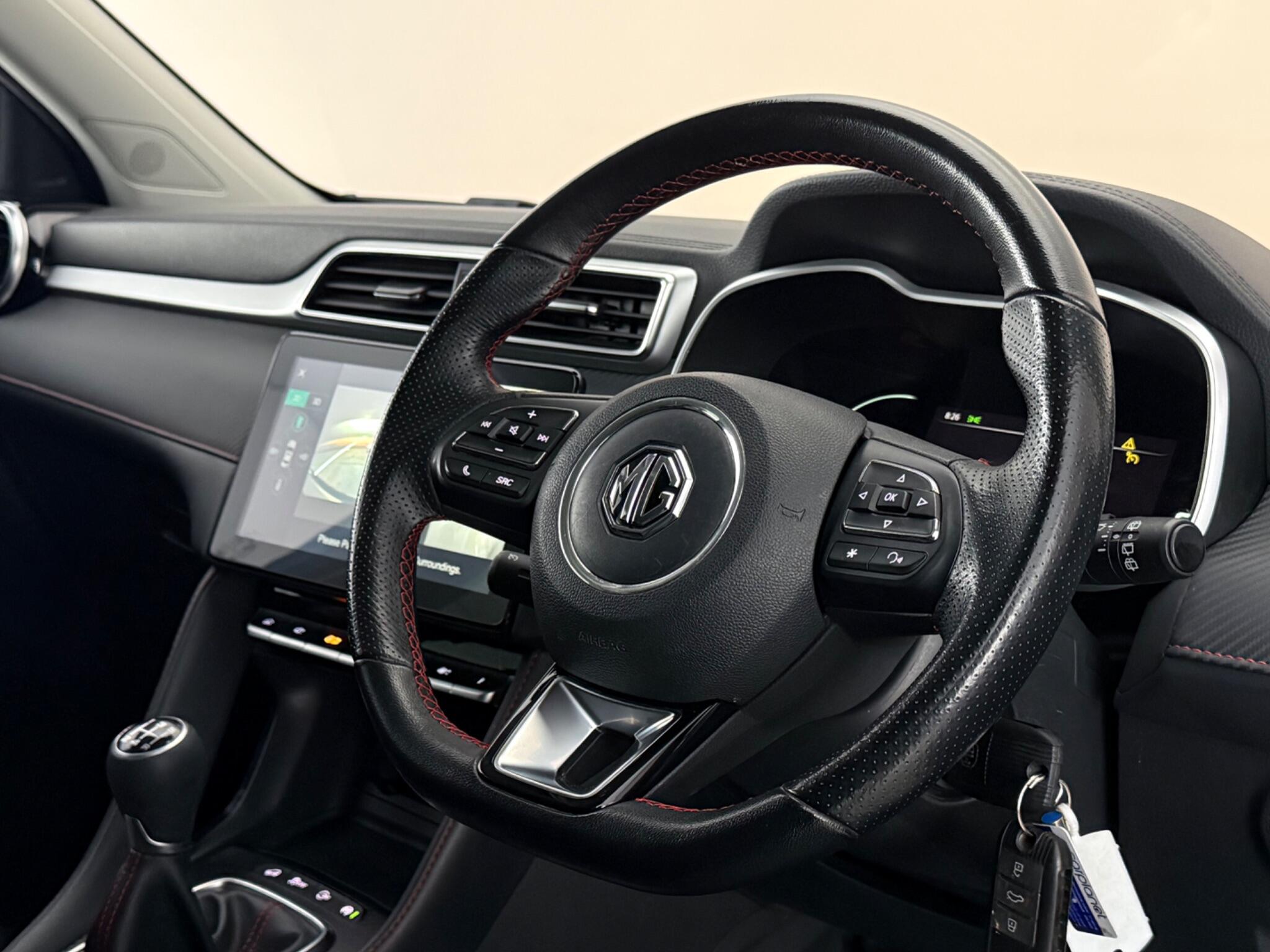 MG ZS view 16
