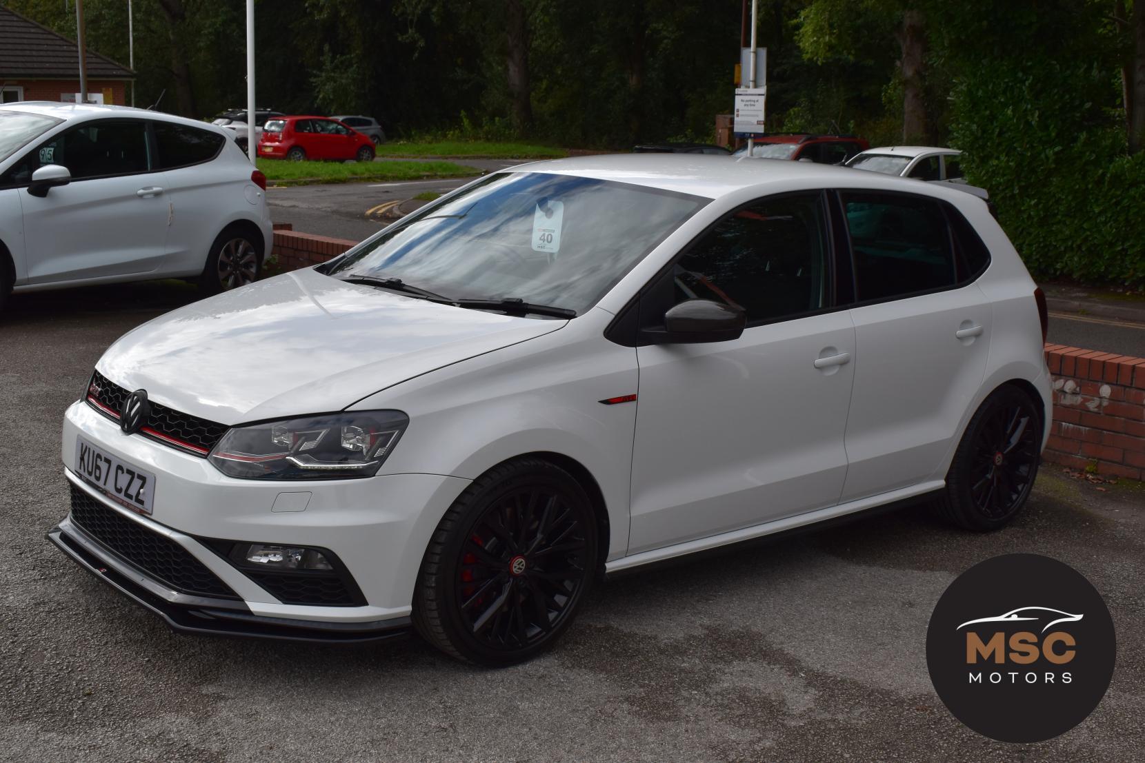 Volkswagen Polo view 5
