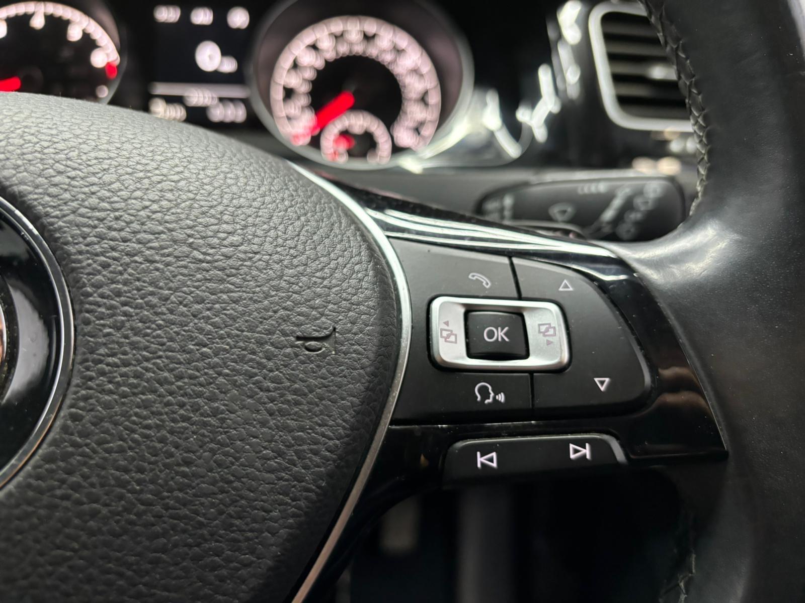 Volkswagen Golf view 15
