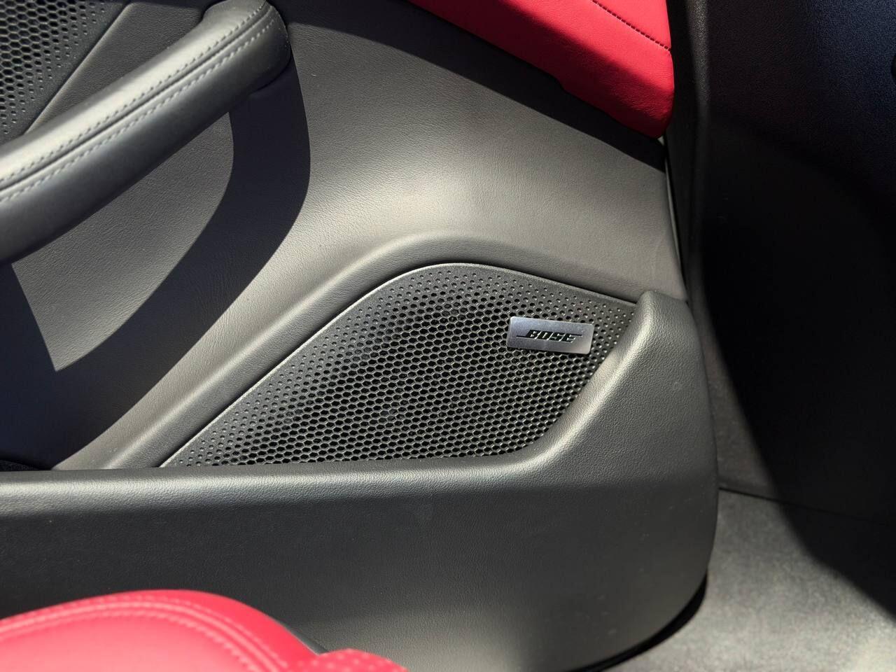 Porsche Taycan view 25