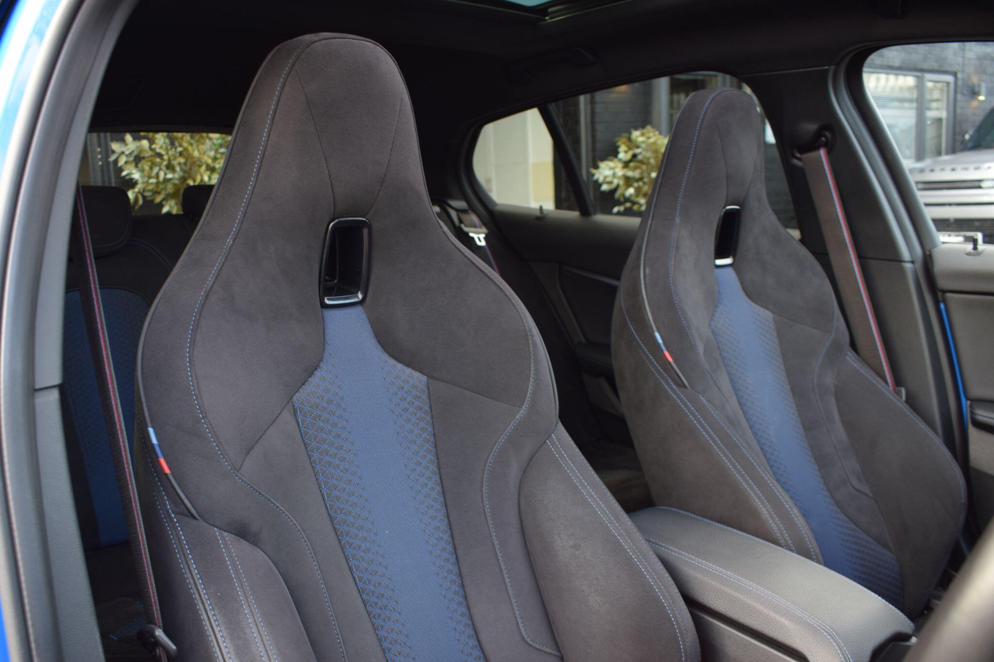 BMW 1 Series view 6