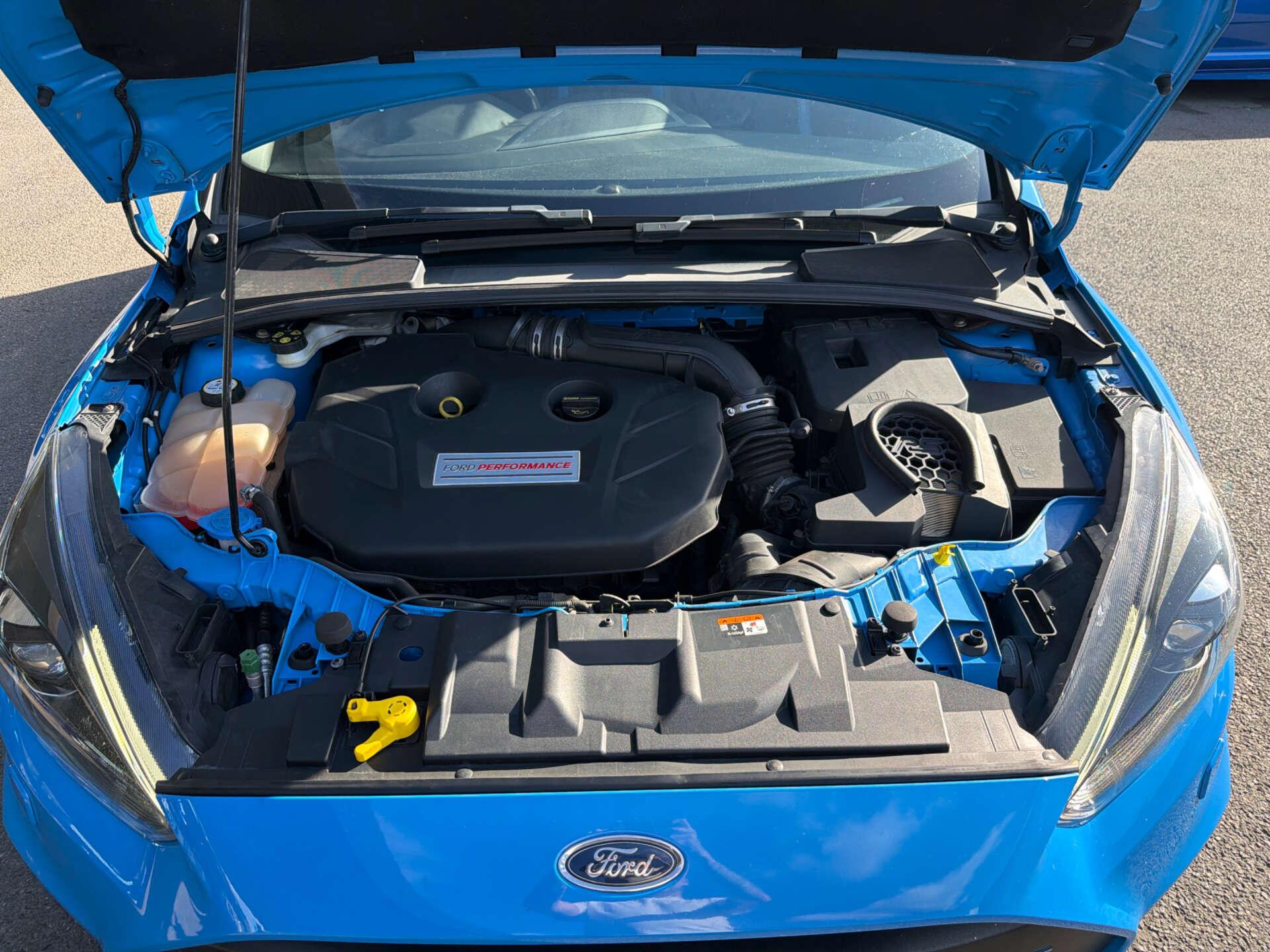 Ford Focus view 16