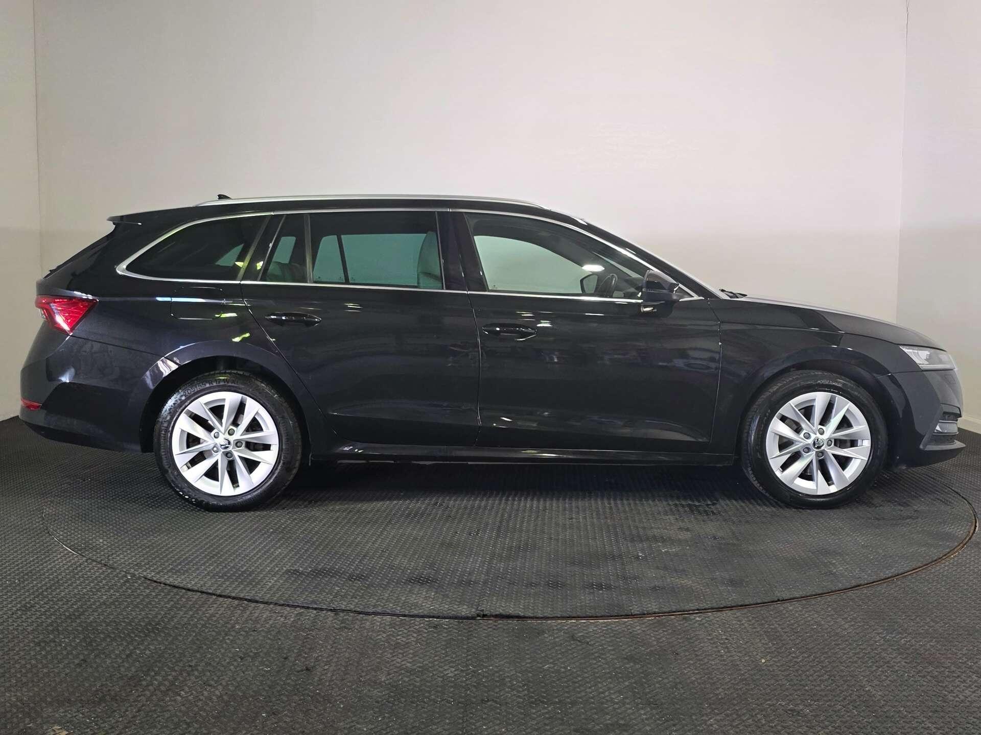 Skoda Octavia view 8