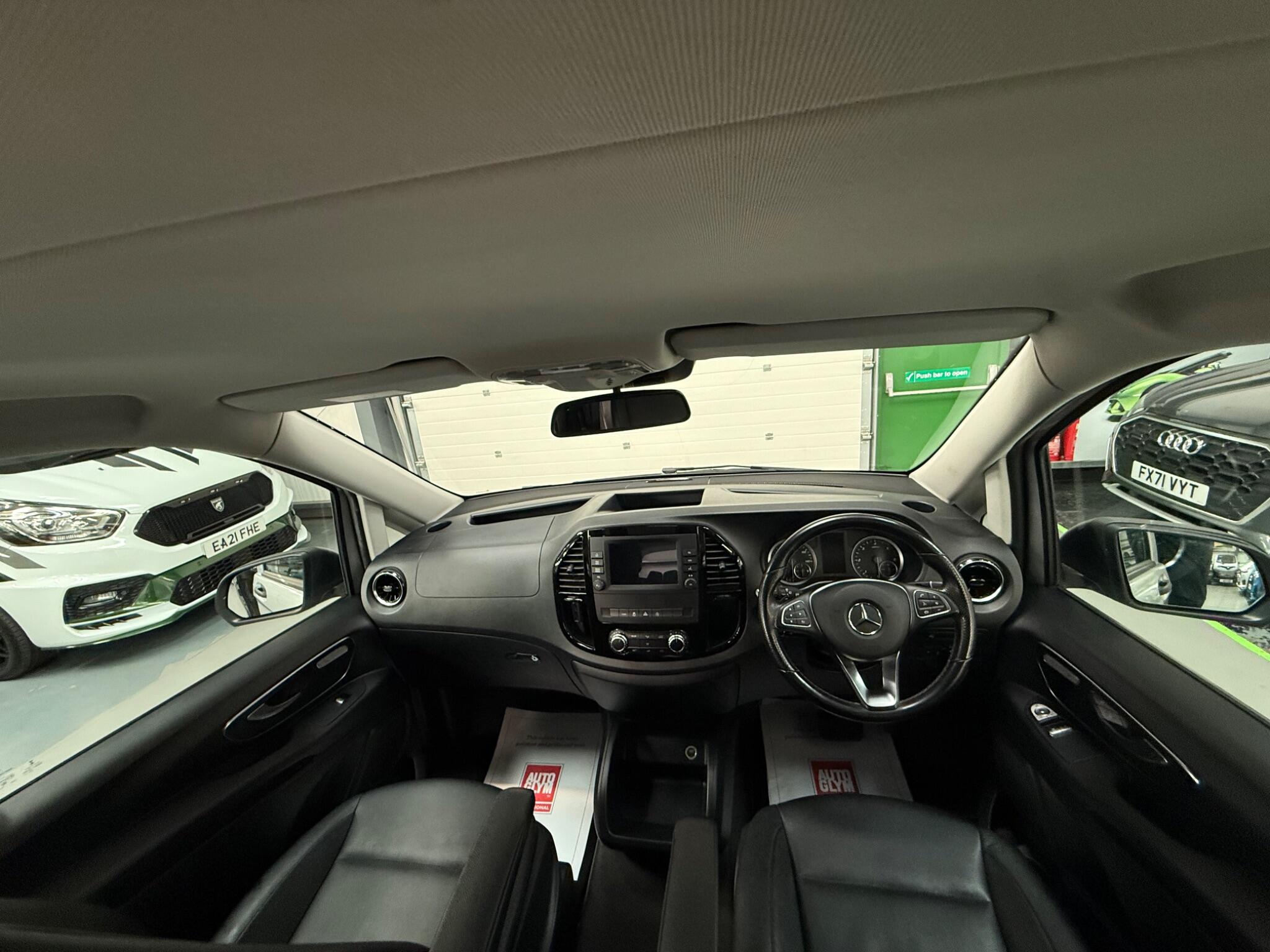 Mercedes-Benz Vito view 15
