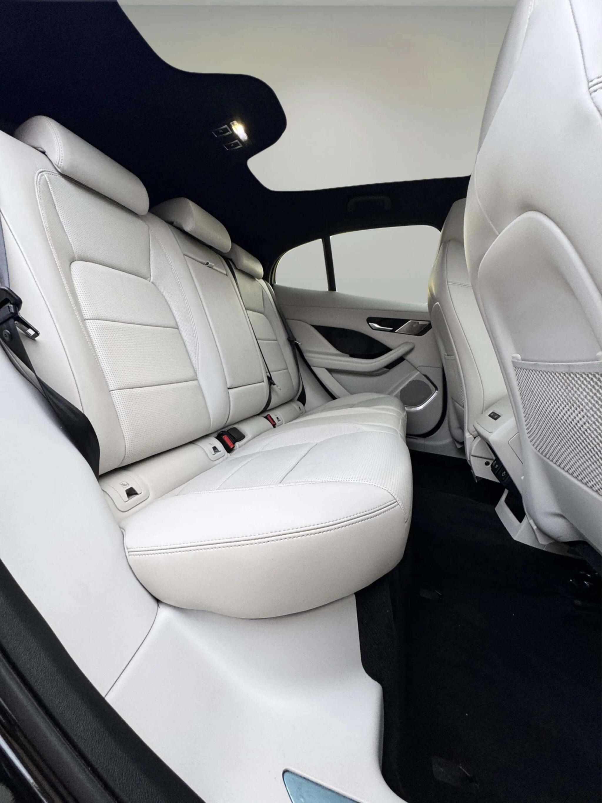 Jaguar I-Pace view 42