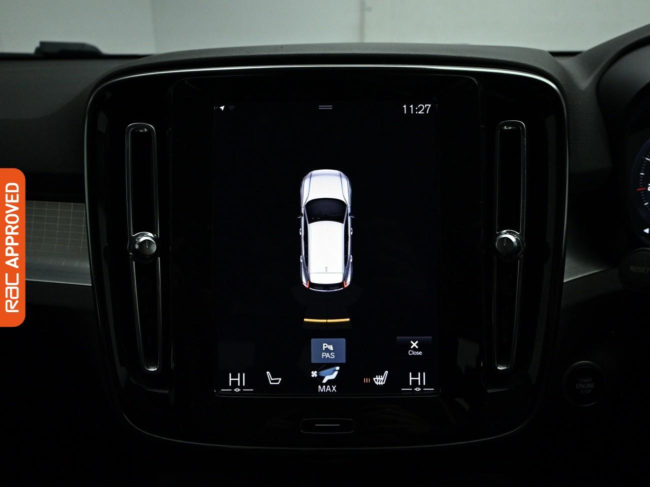 Volvo XC40 view 21