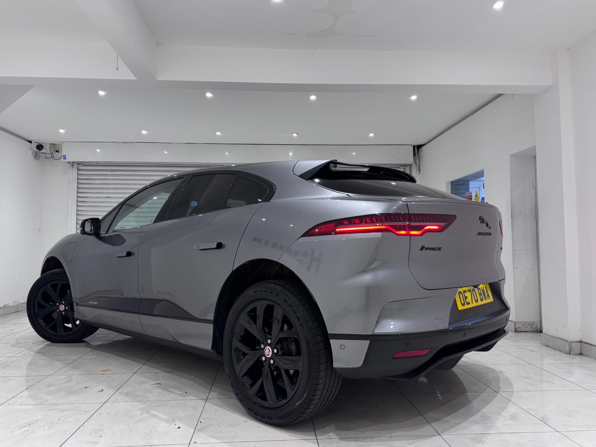 Jaguar I-Pace view 5
