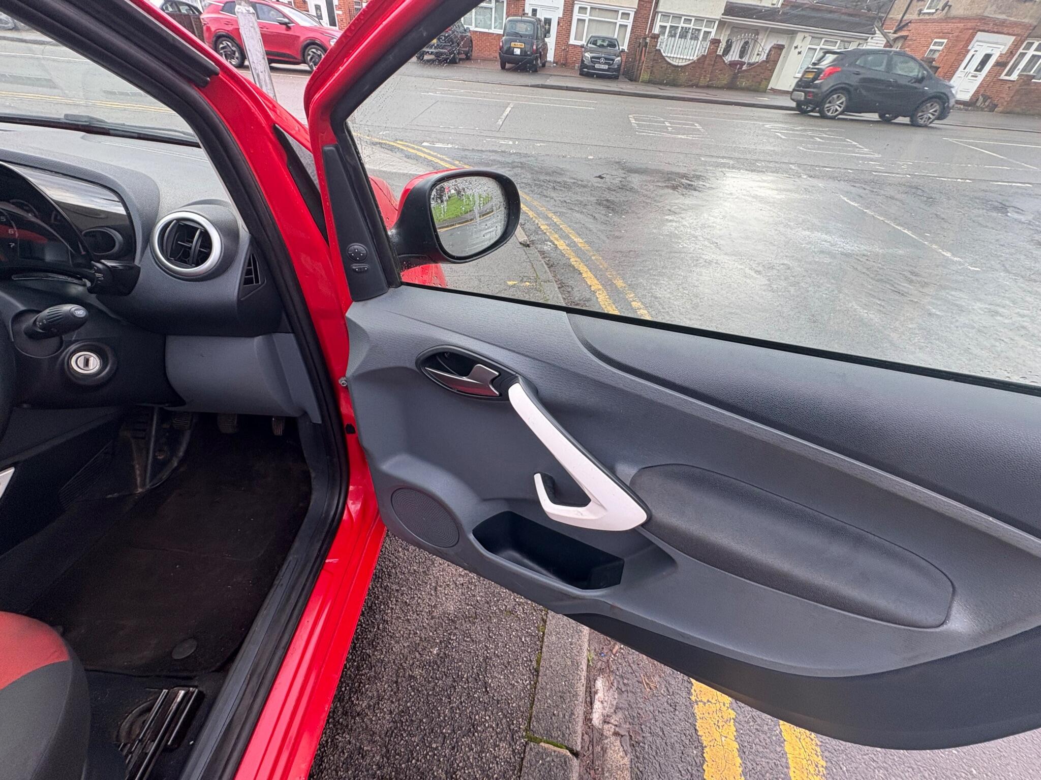 2015 Ford Ka 1.2 Zetec Euro 5 (s/s) 3dr • 97,801 miles image 41