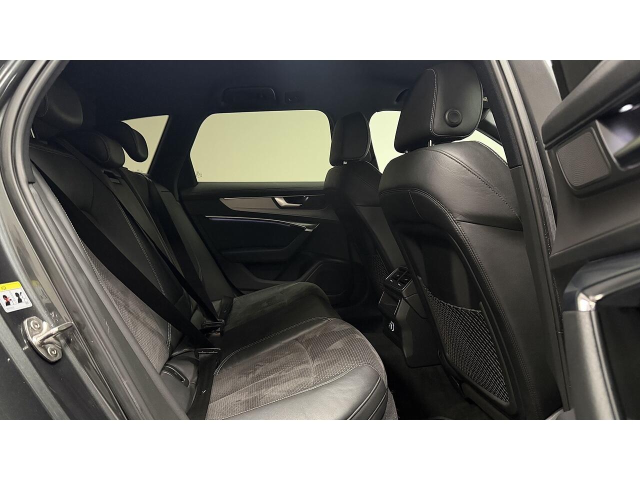Audi A6 view 18