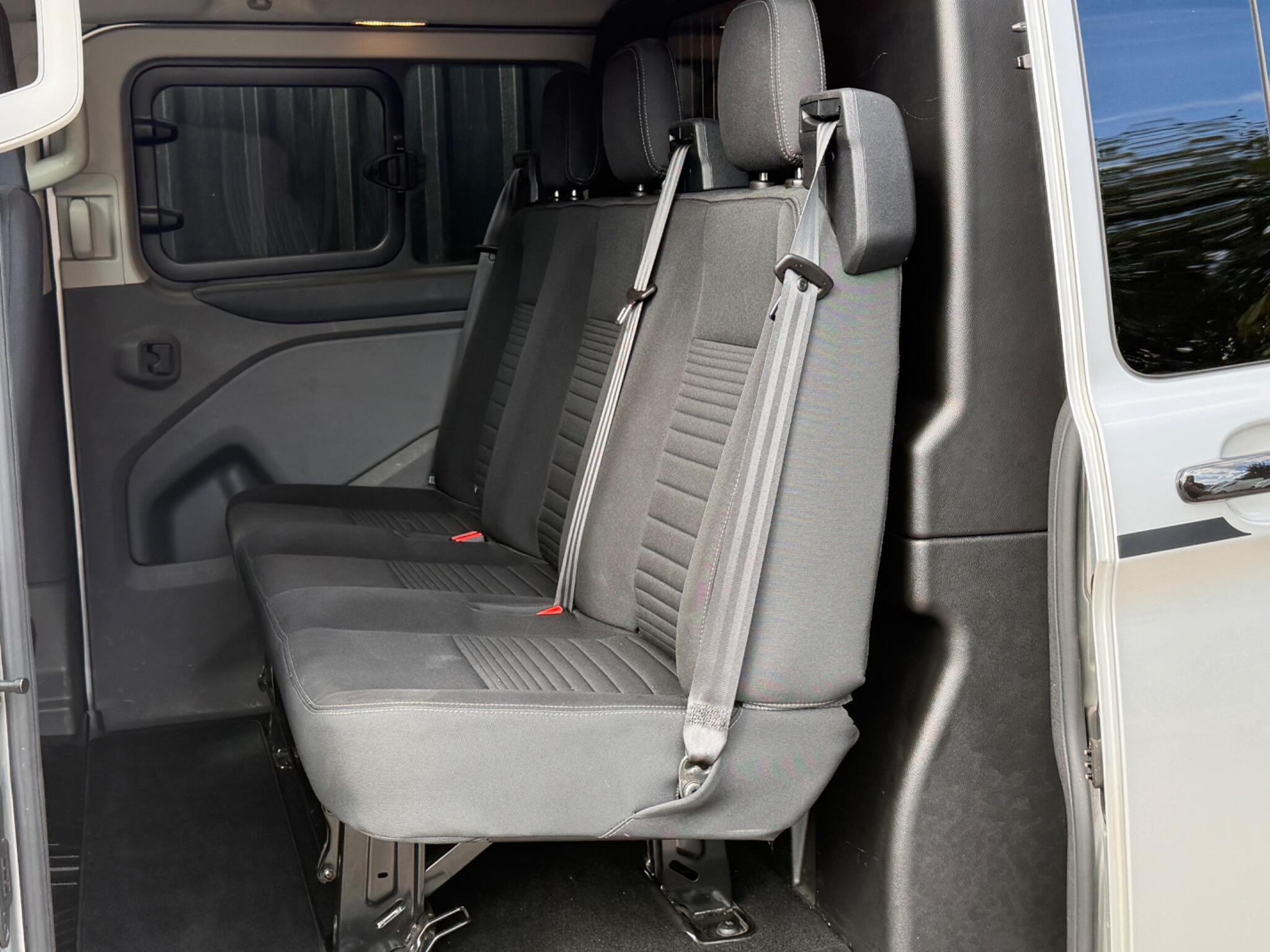 Ford Transit Custom view 39