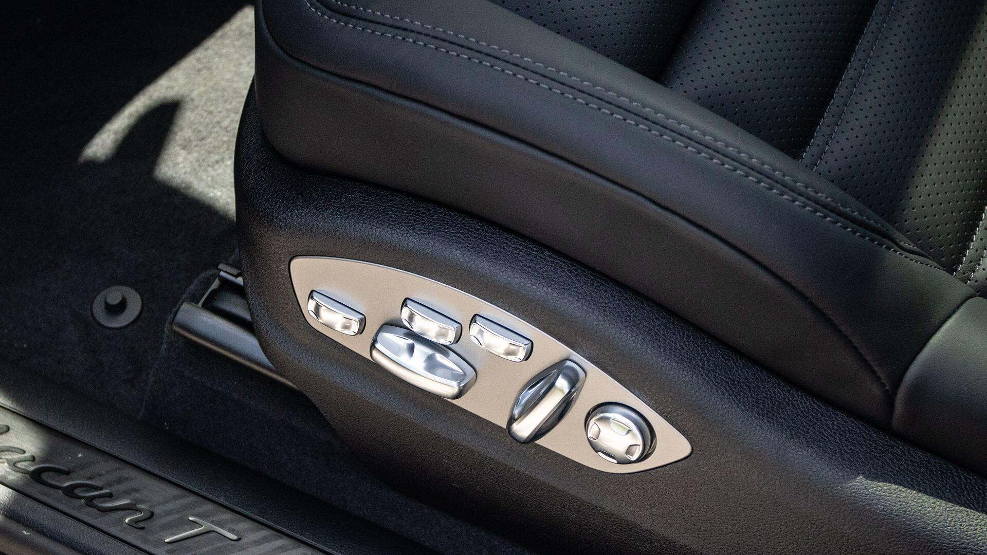 Porsche Macan view 31