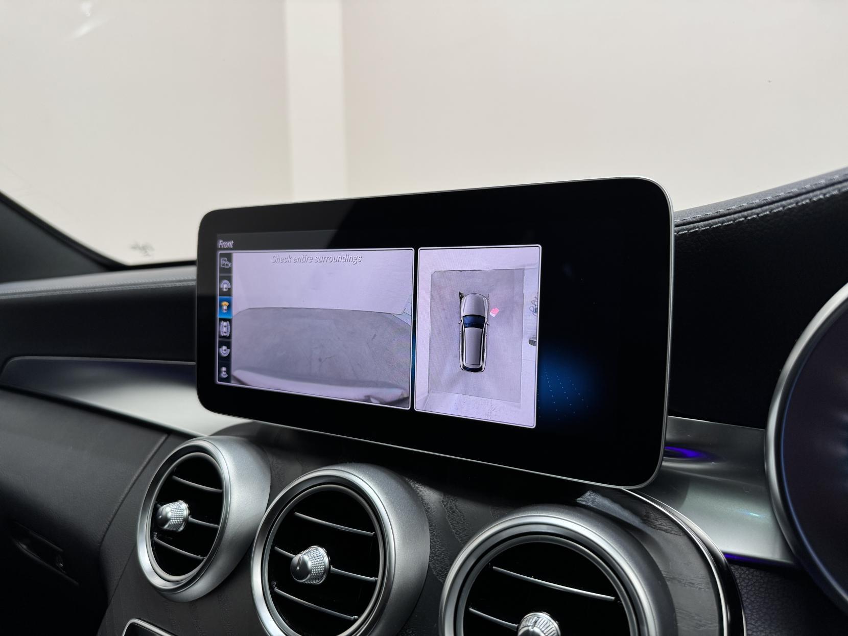 Mercedes-Benz C Class view 27
