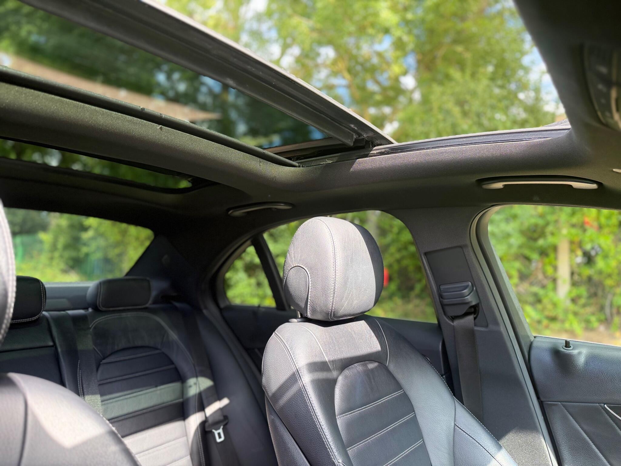 Mercedes-Benz C Class view 14