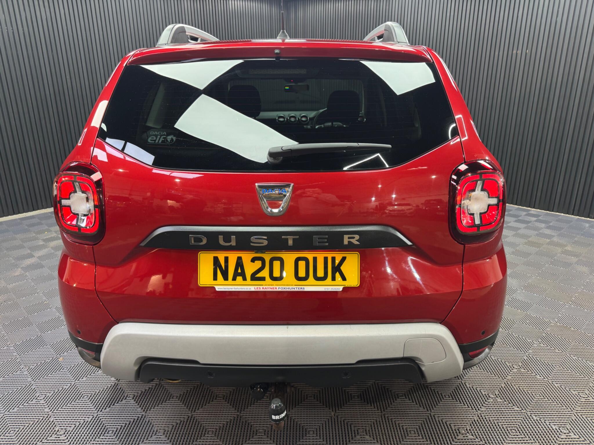 Dacia Duster view 24