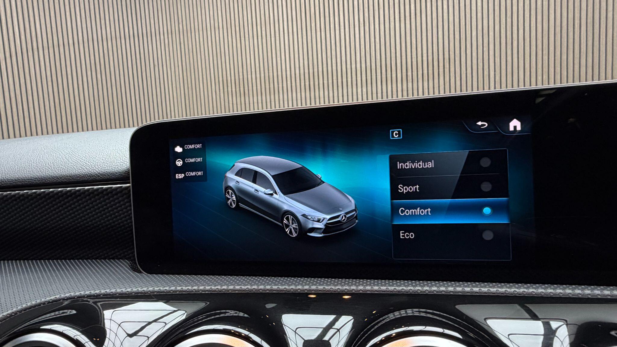 Mercedes-Benz A-Class view 28