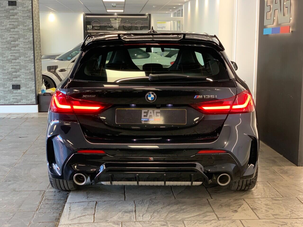 BMW 1 Series view 5