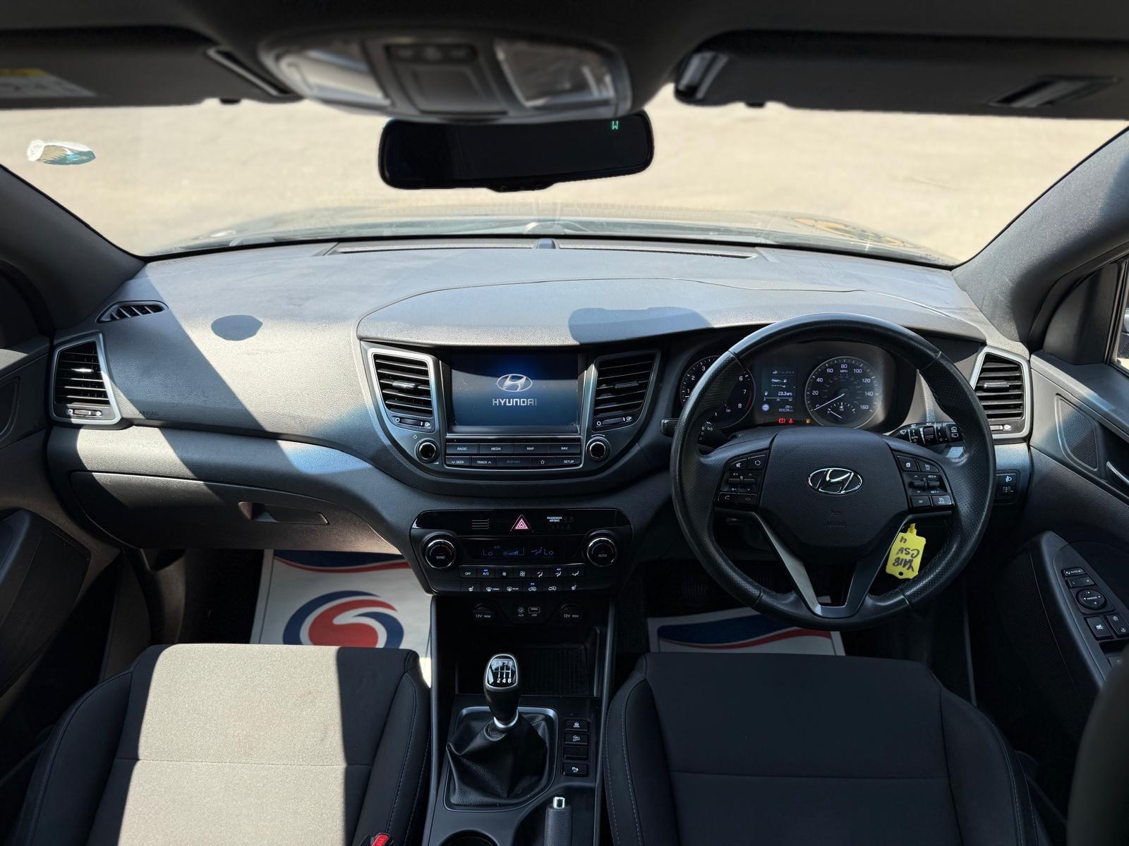 Hyundai Tucson view 24