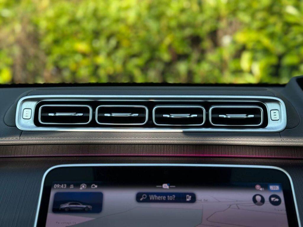 Mercedes-Benz S Class view 73
