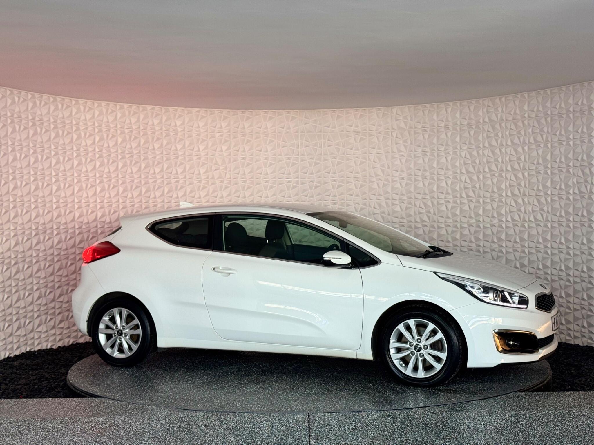 Kia Proceed view 8