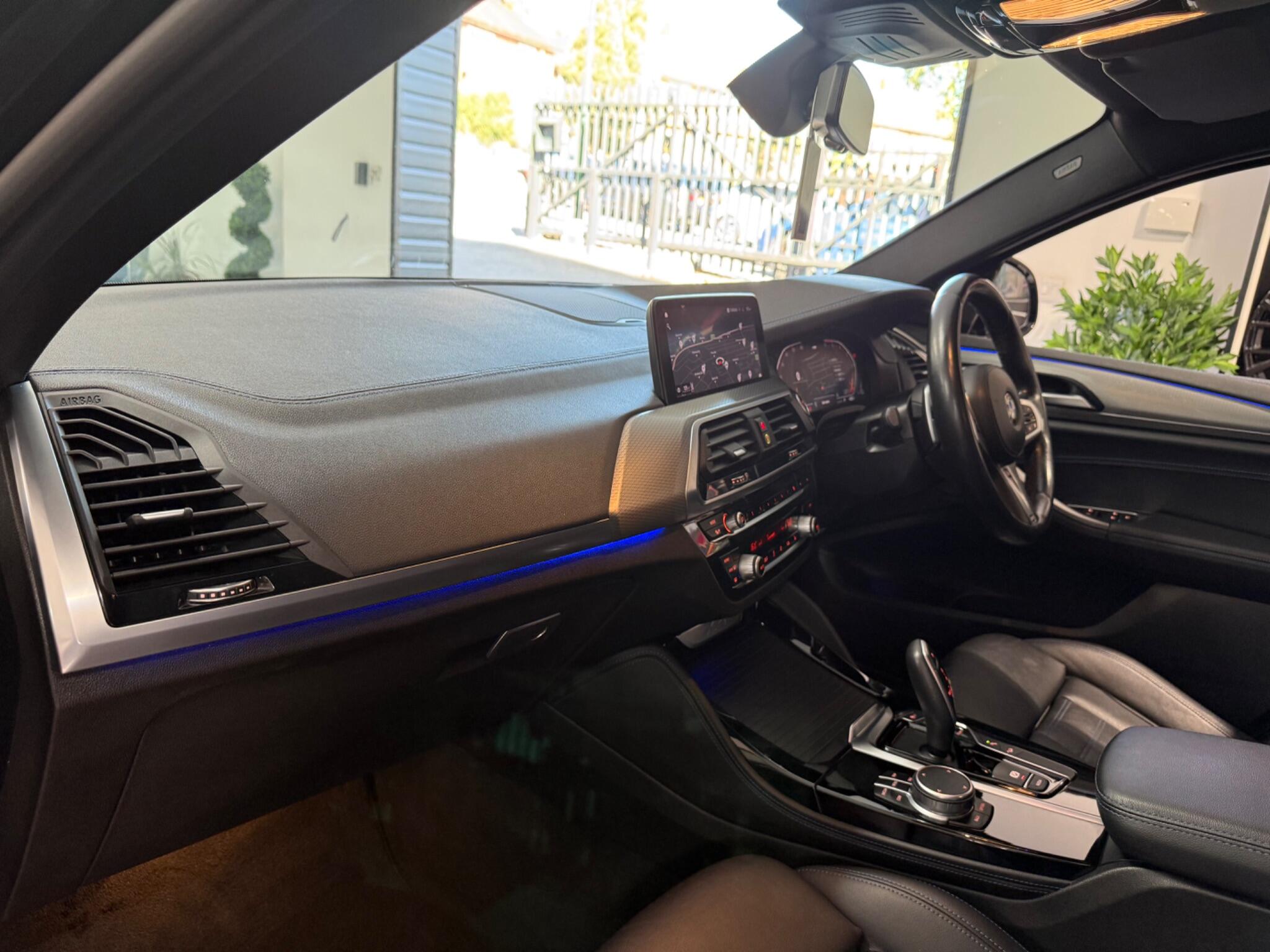 BMW X4 view 38