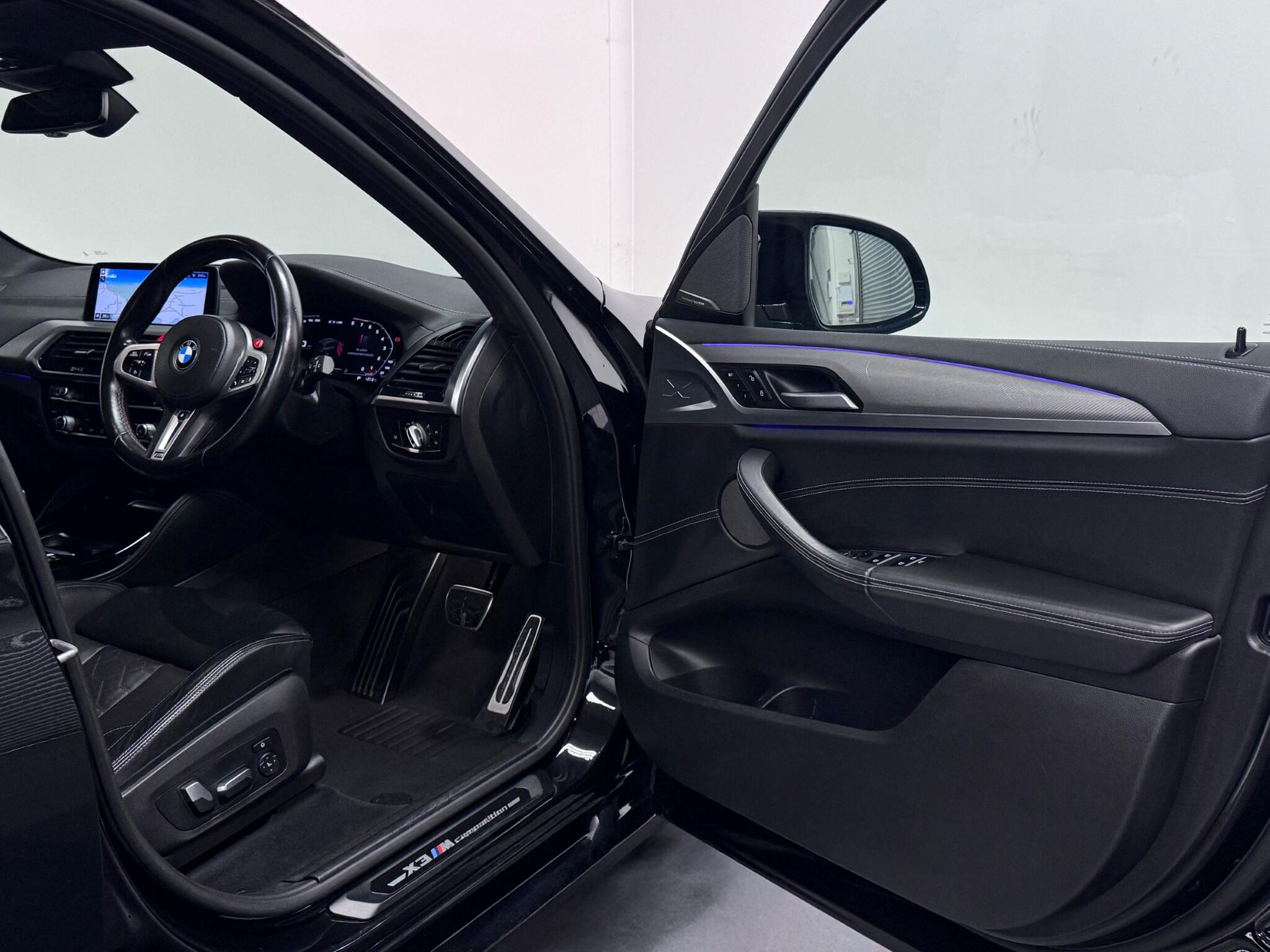 BMW X3 M view 22