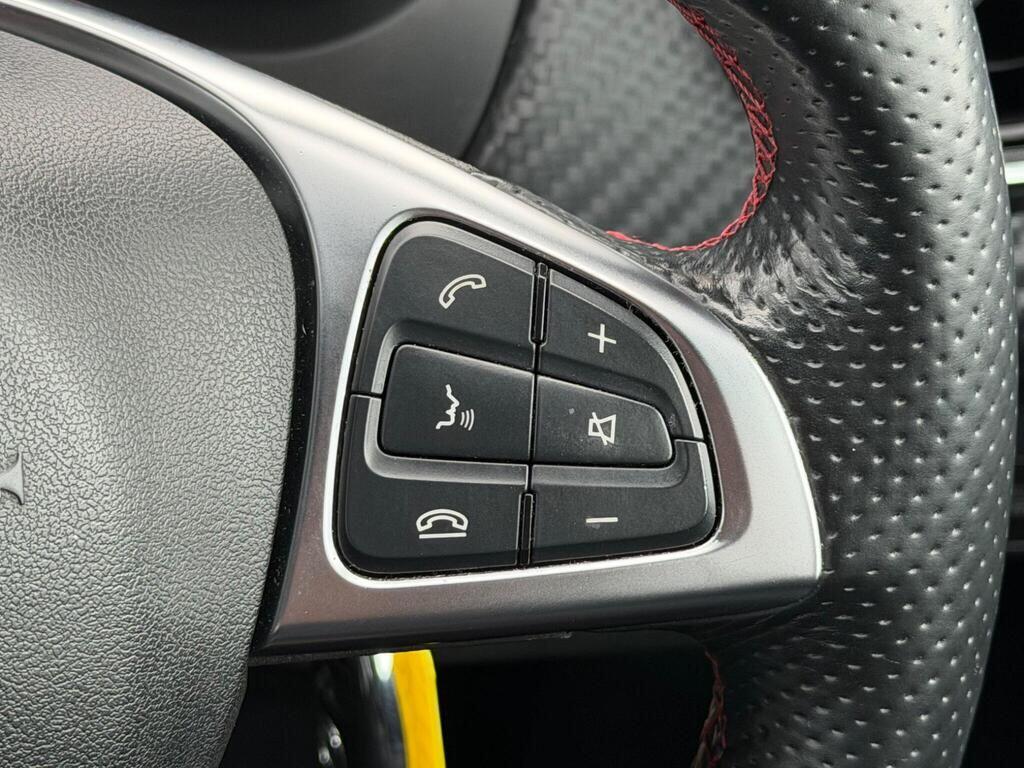 Mercedes-Benz A-Class view 25