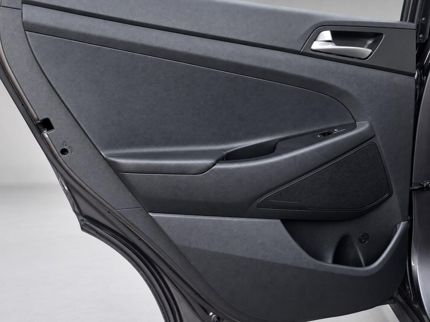 Hyundai Tucson view 33