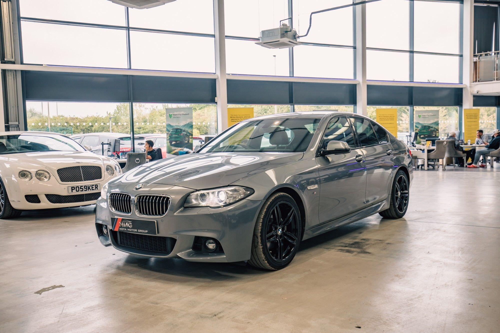 BMW 5 Series view 10