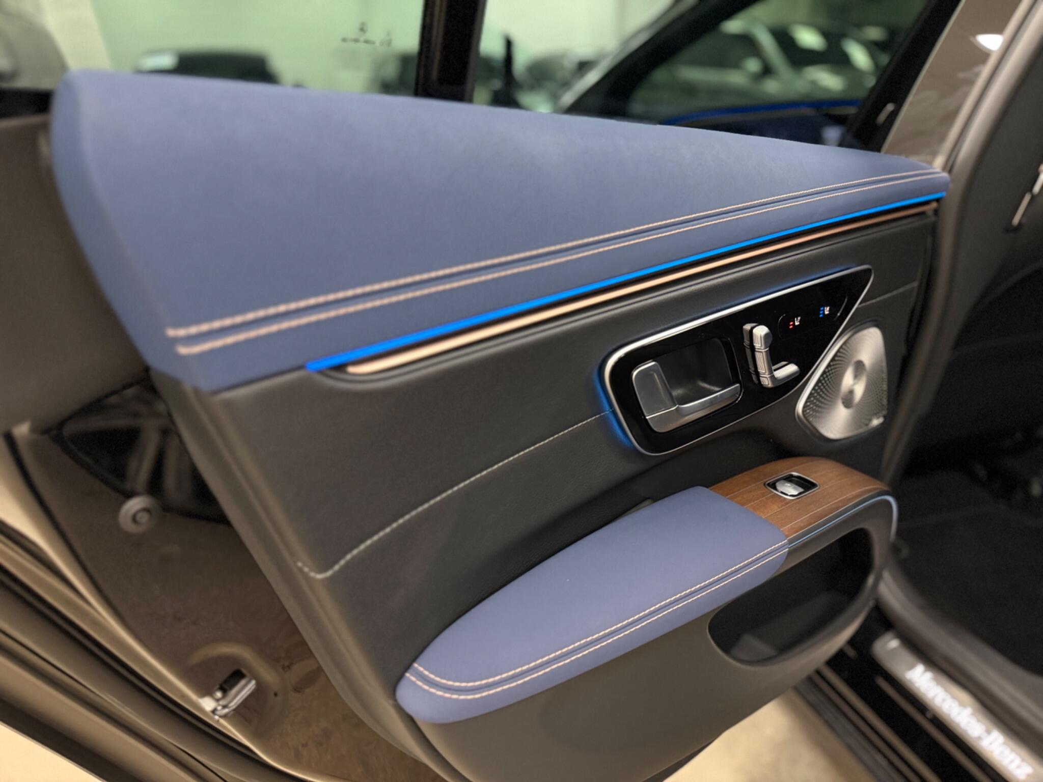 Mercedes-Benz EQS view 64