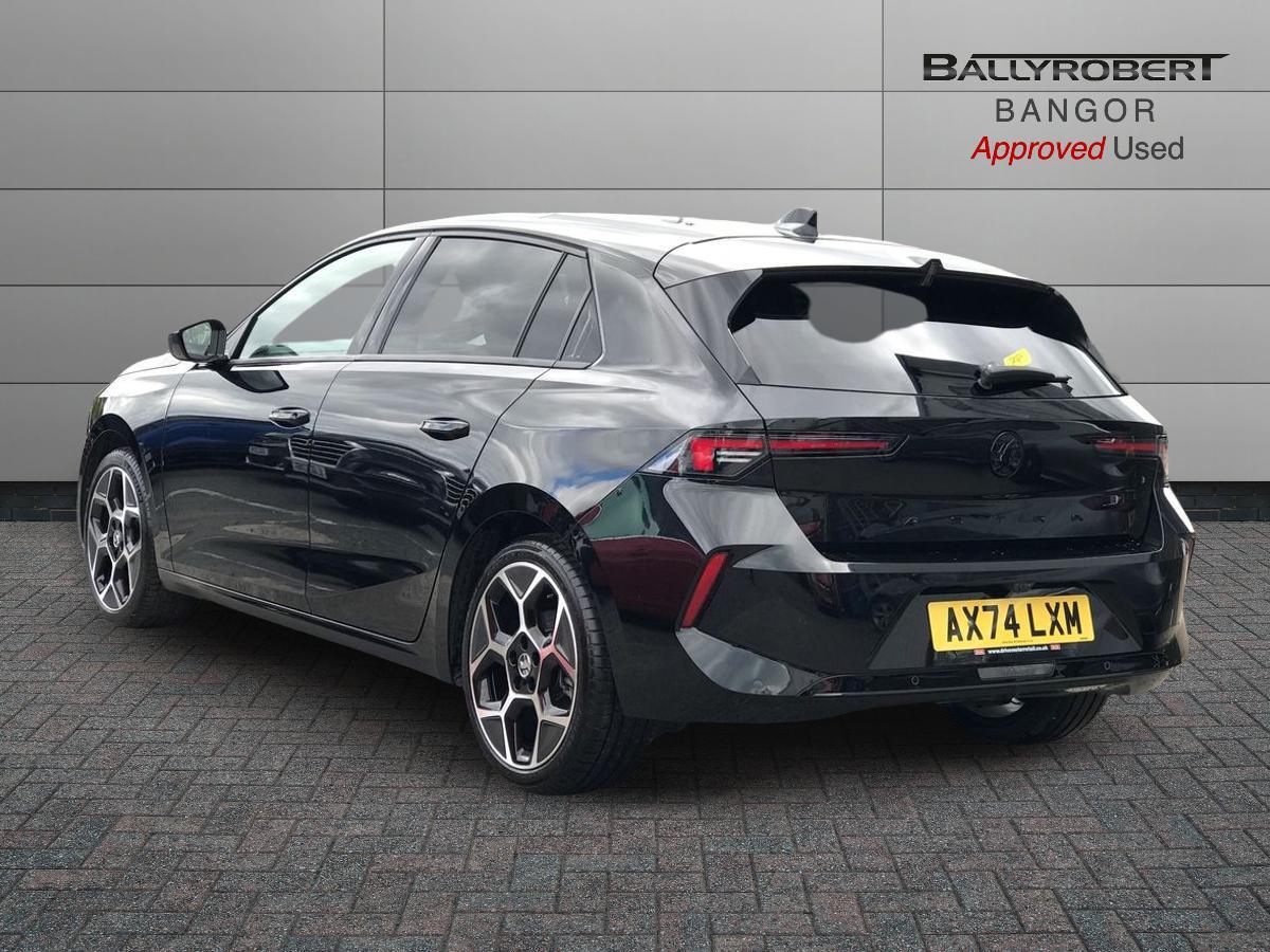 Vauxhall Astra view 2