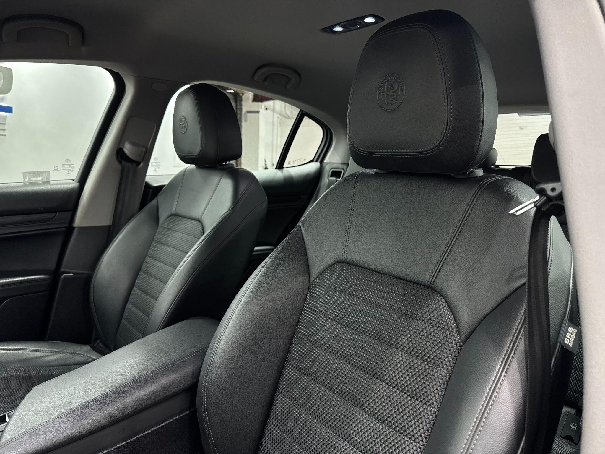 Alfa Romeo Stelvio view 46
