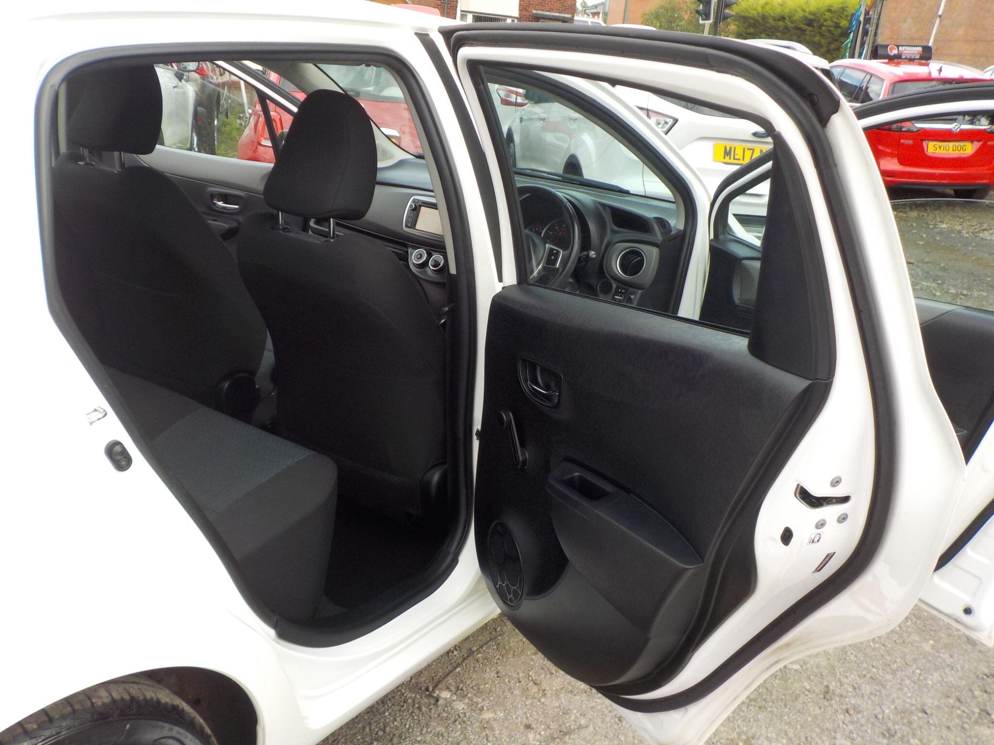 Toyota Yaris 1.33 Dual VVT-i TR Euro 5 5dr