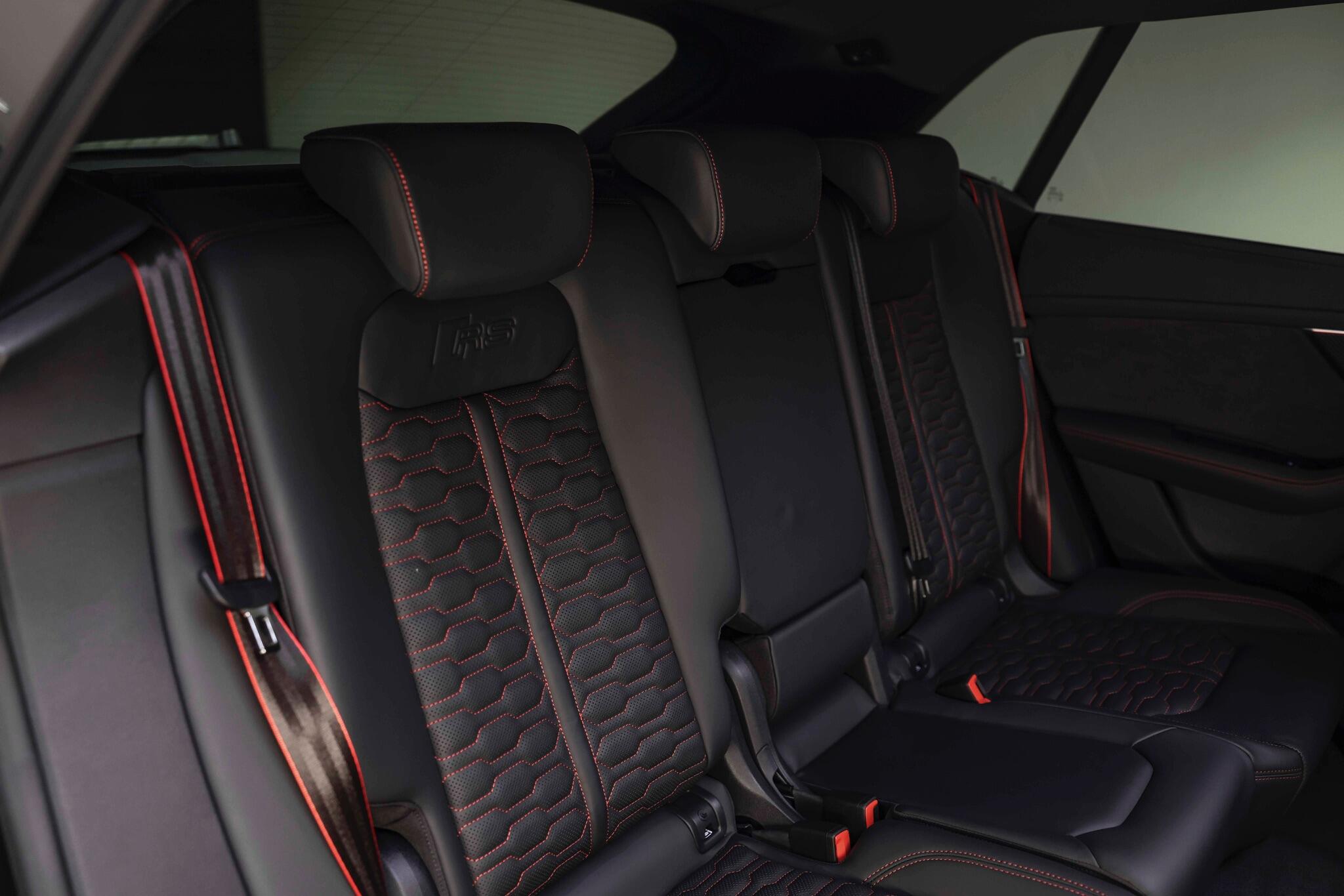 Audi RSQ8 view 52