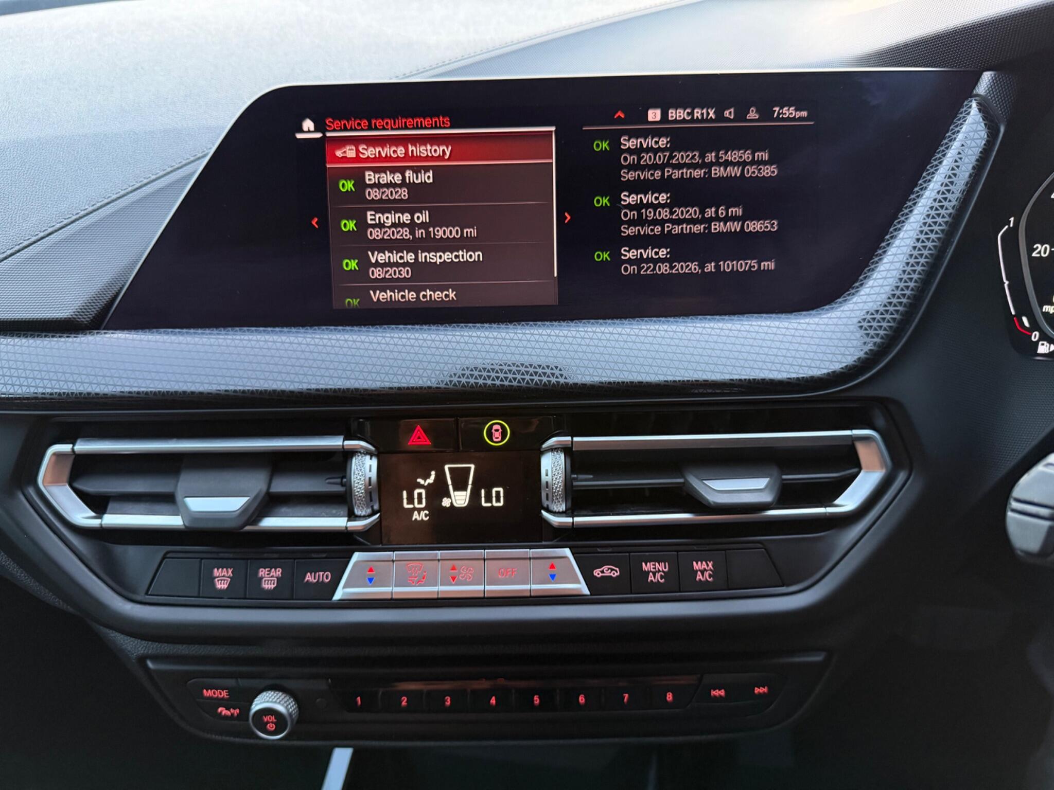 BMW 1 Series view 42