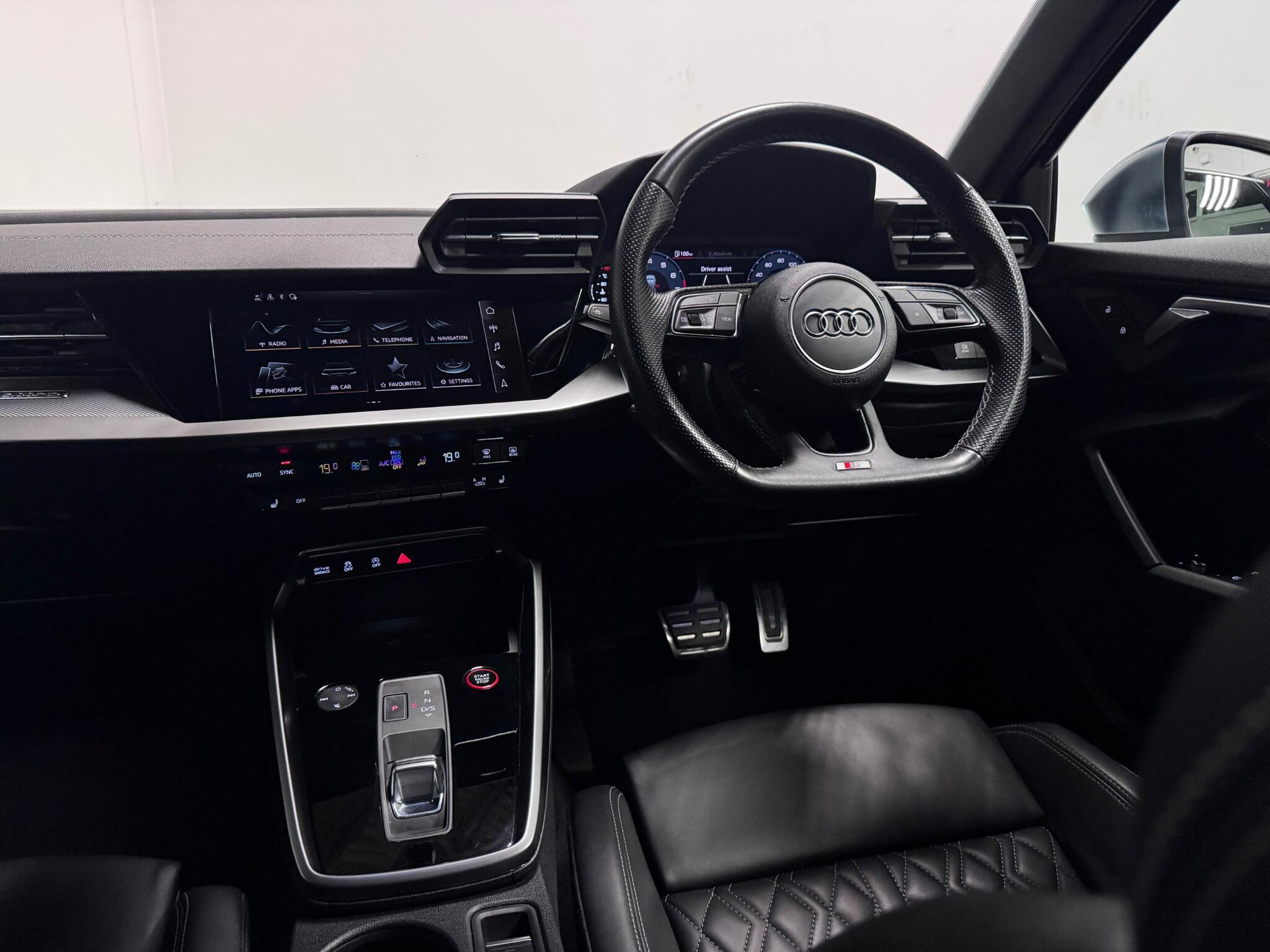 Audi S3 view 24