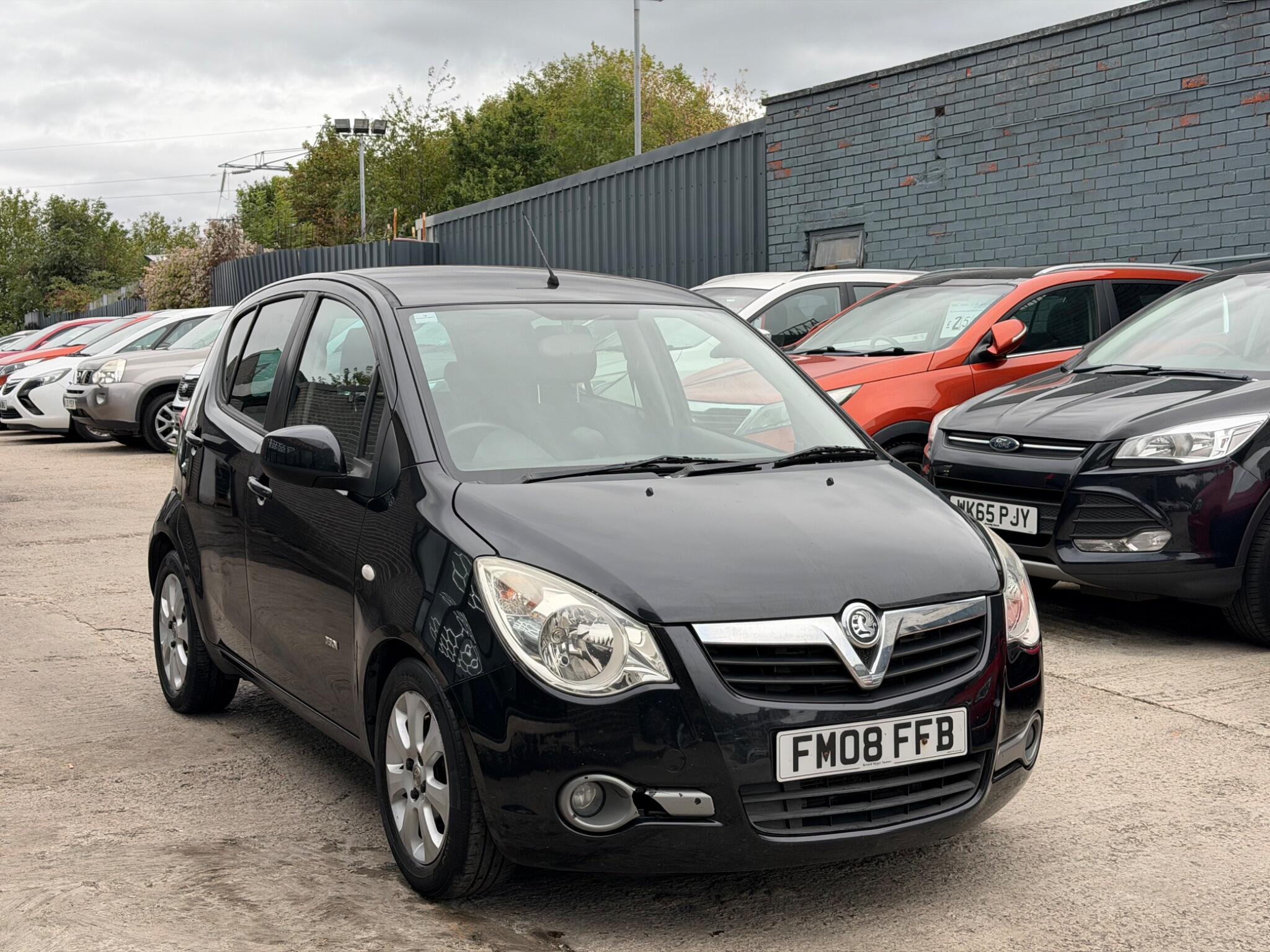 Vauxhall Agila view 2