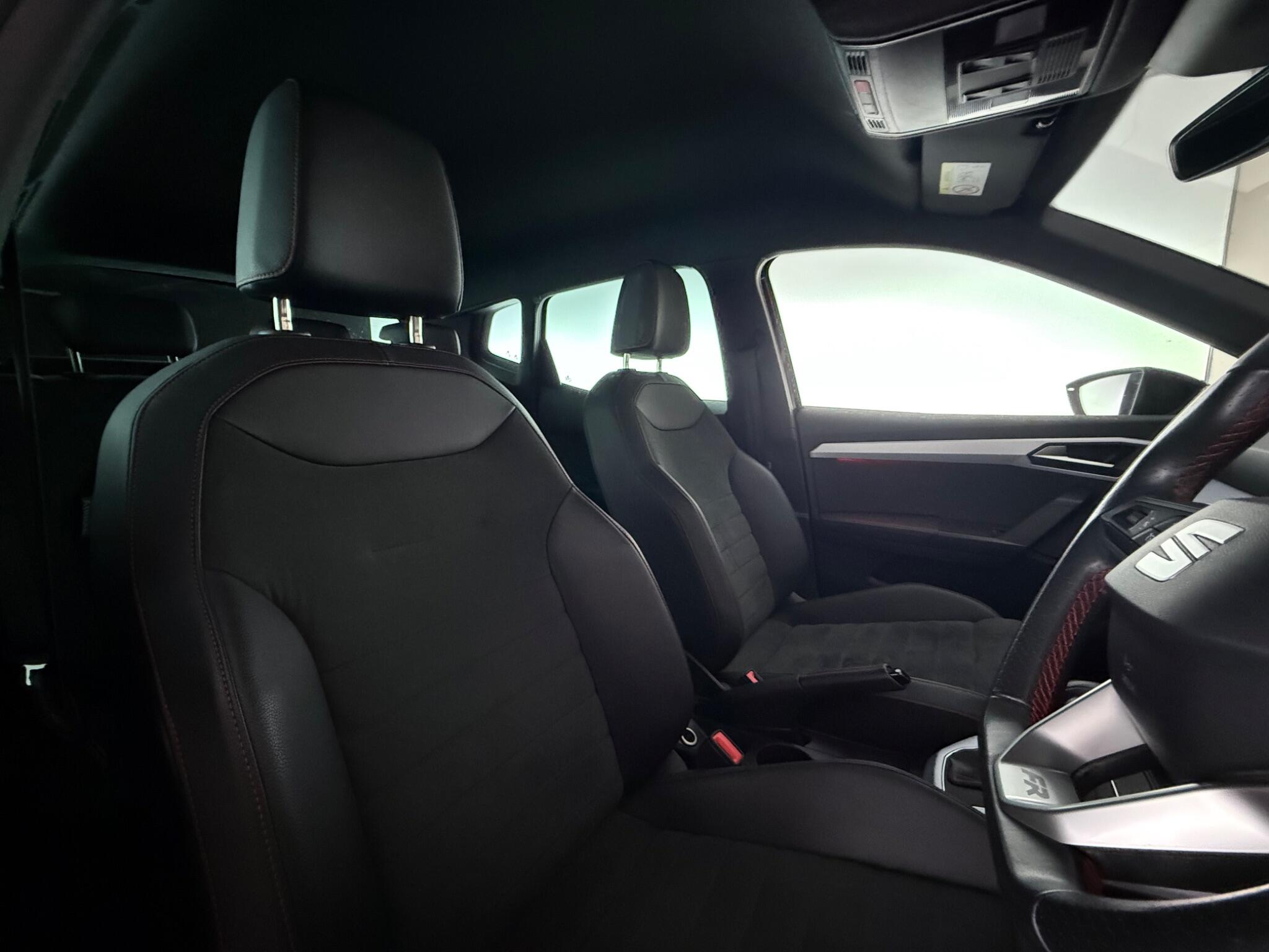 Seat Arona view 32