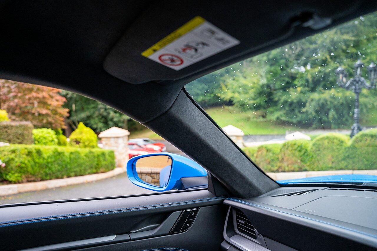 Porsche 911 view 88