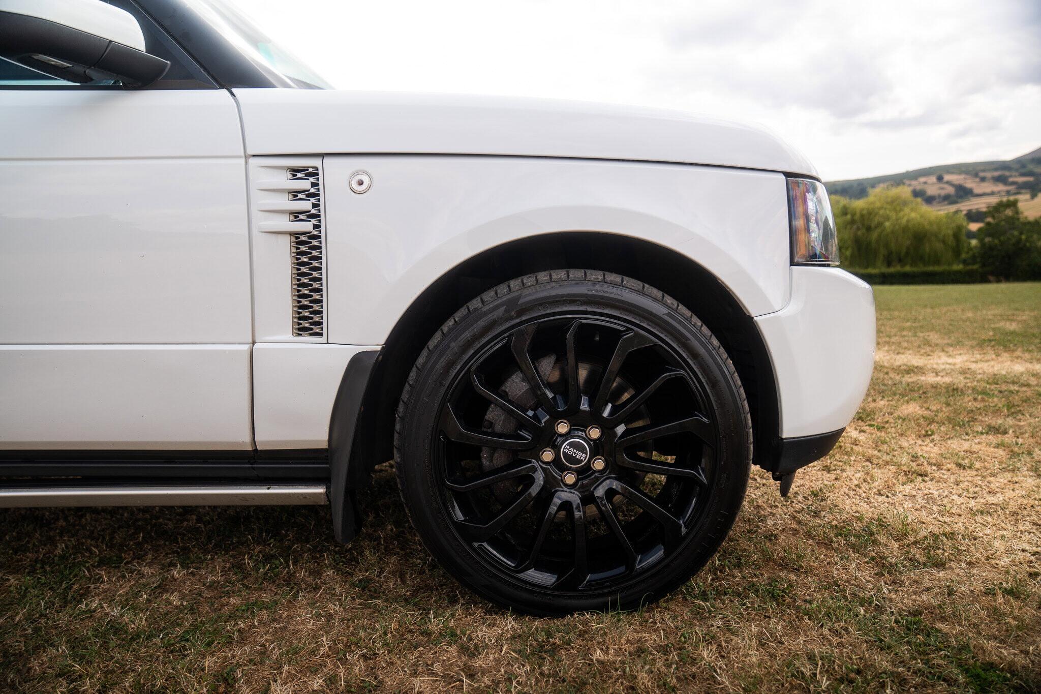 Land Rover Range Rover view 12
