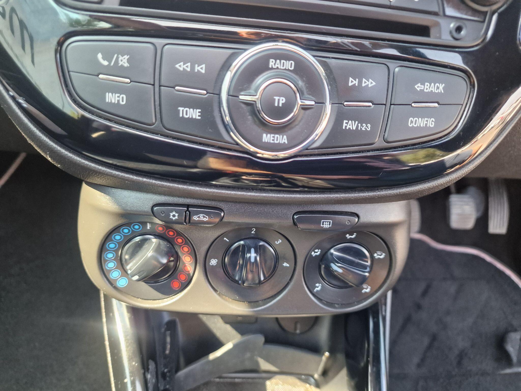Vauxhall Adam view 42