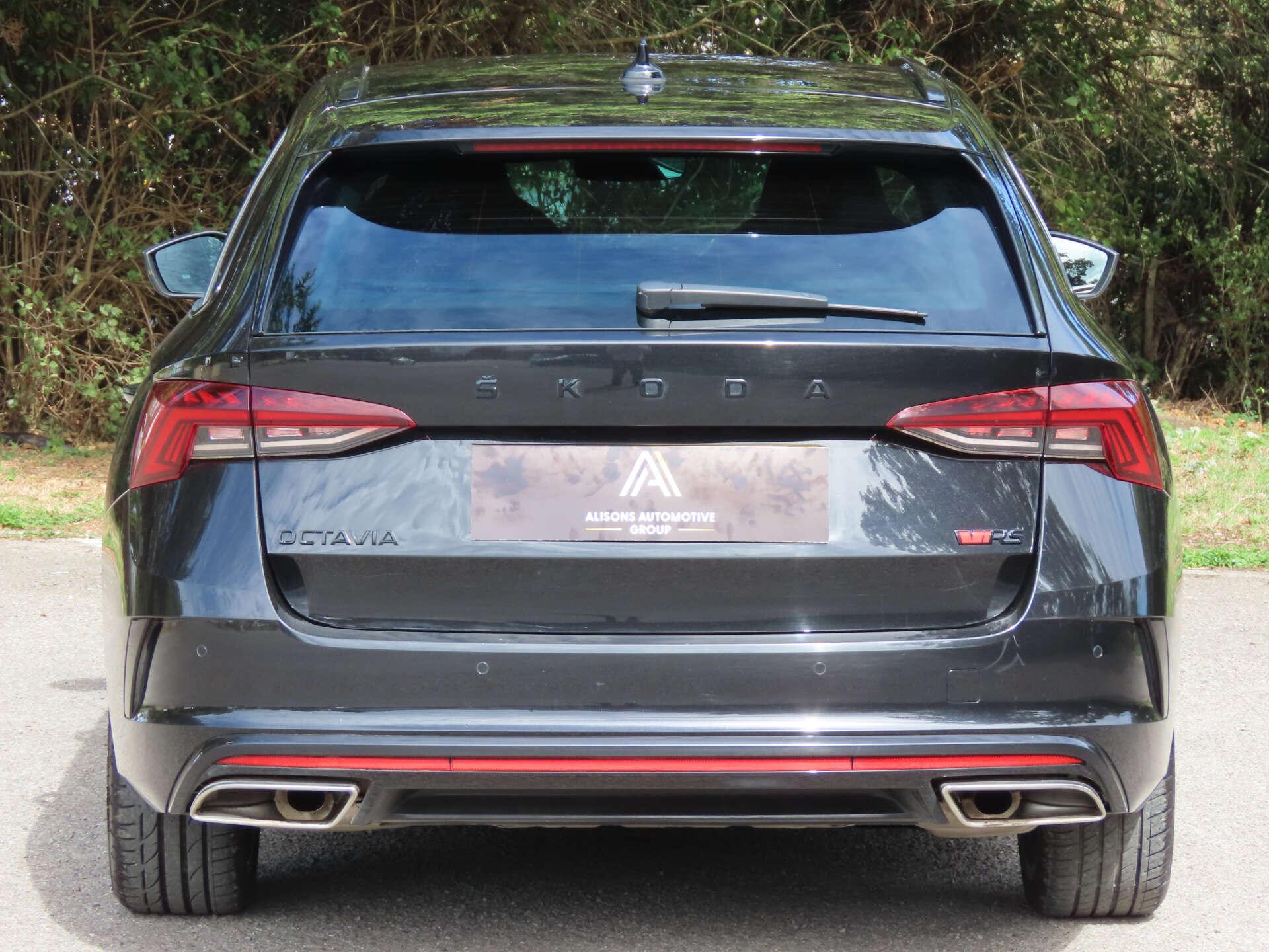 Skoda Octavia view 5