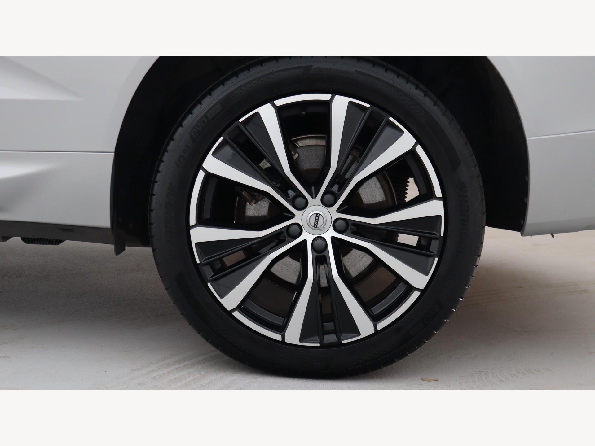 Volvo XC60 view 12